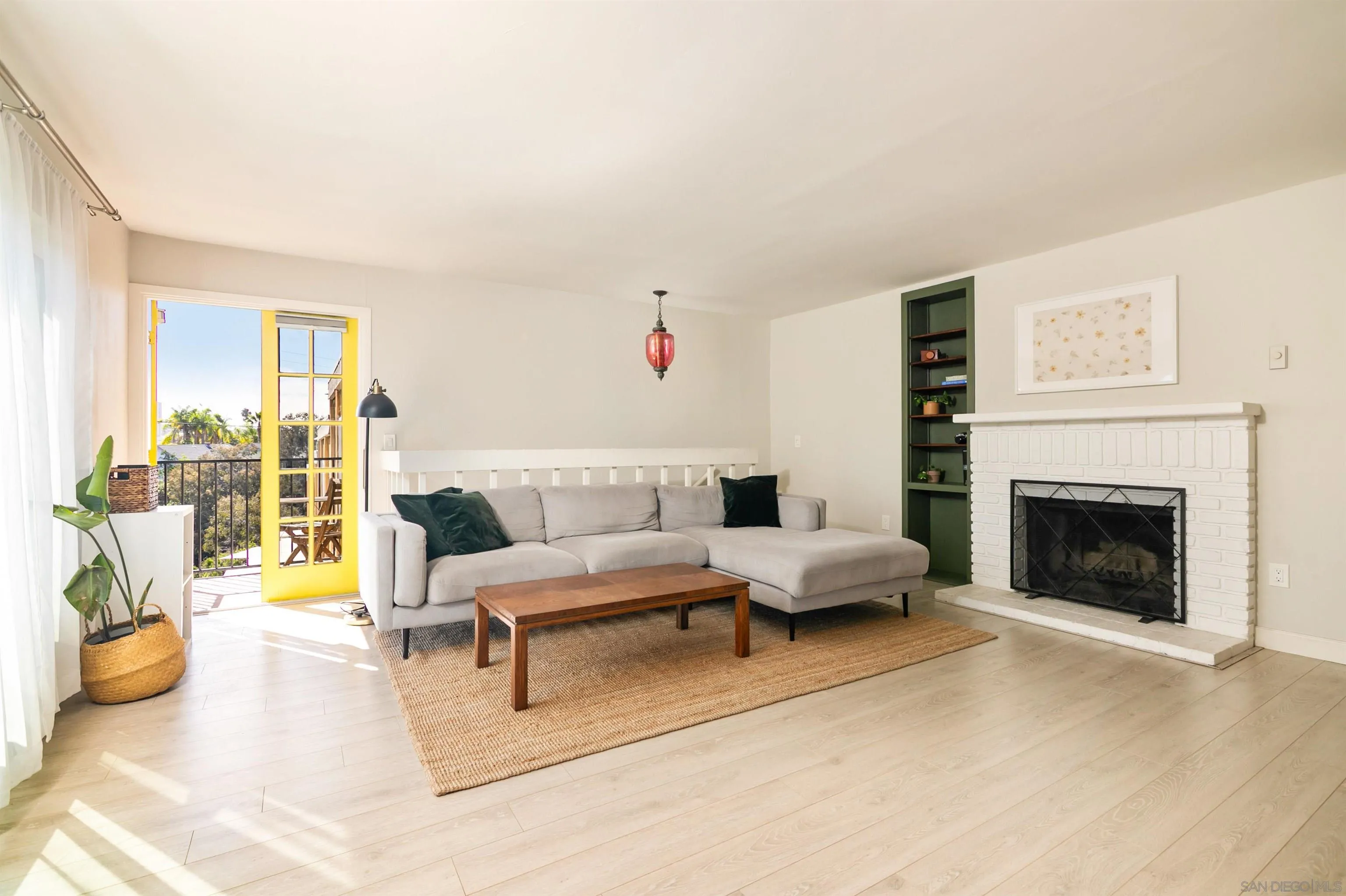 Photo #3: 250040027 Listing 