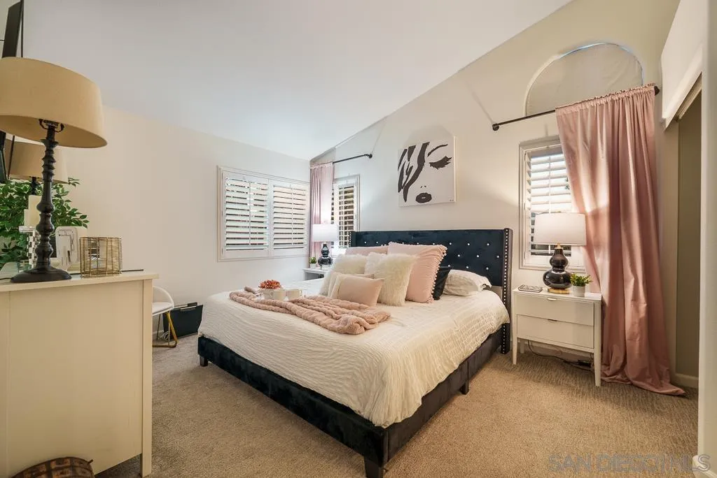 https://cdn.realtyfeed.com/cdn/127/250040030/99c58db838885e215c9a84cf3014f74d.webp