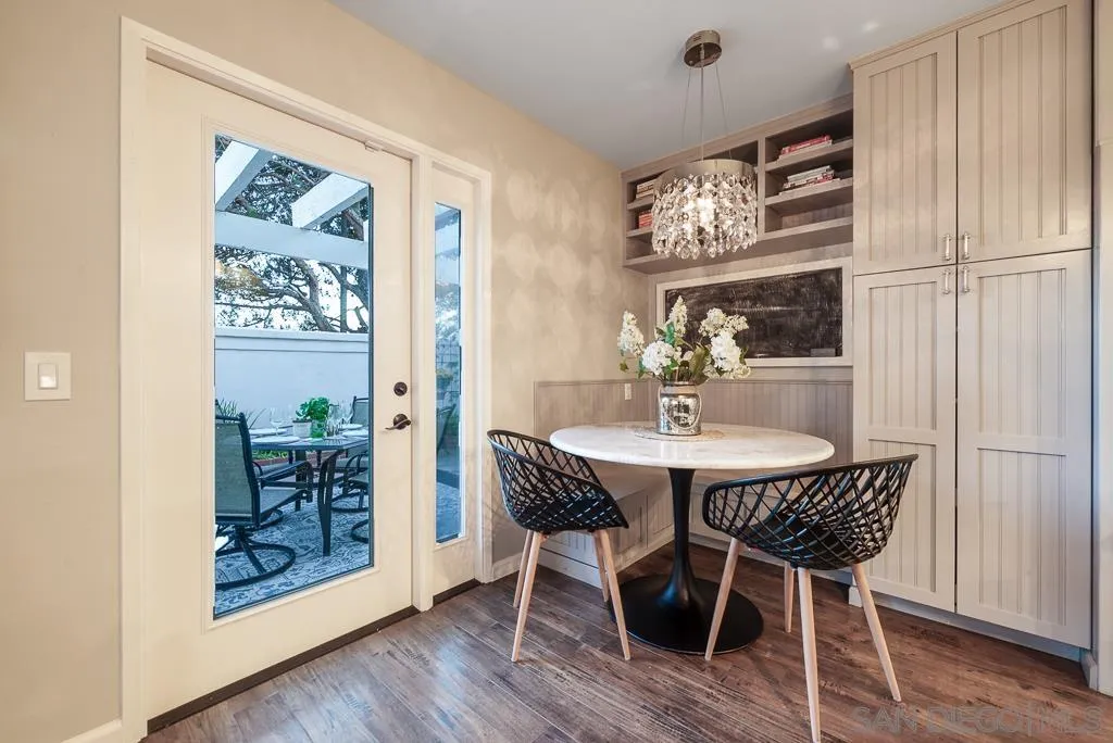 https://cdn.realtyfeed.com/cdn/127/250040030/d8edf42ca0ebf08946b6d1701bf38297.webp