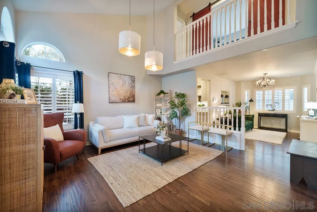 https://cdn.realtyfeed.com/cdn/127/250040030/ef2a48a41b9b056f9587d9c6a6045f40.webp