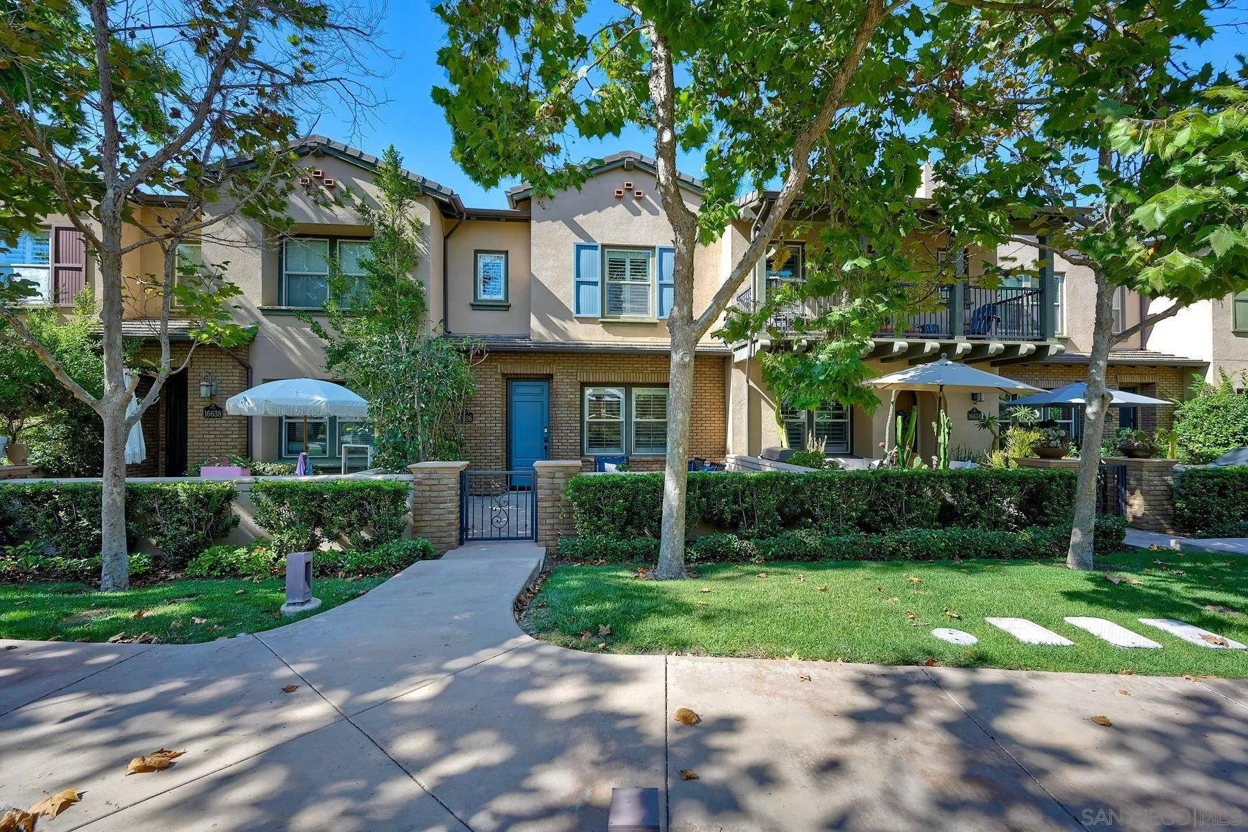 MLS: 250040033 Condo For Sale