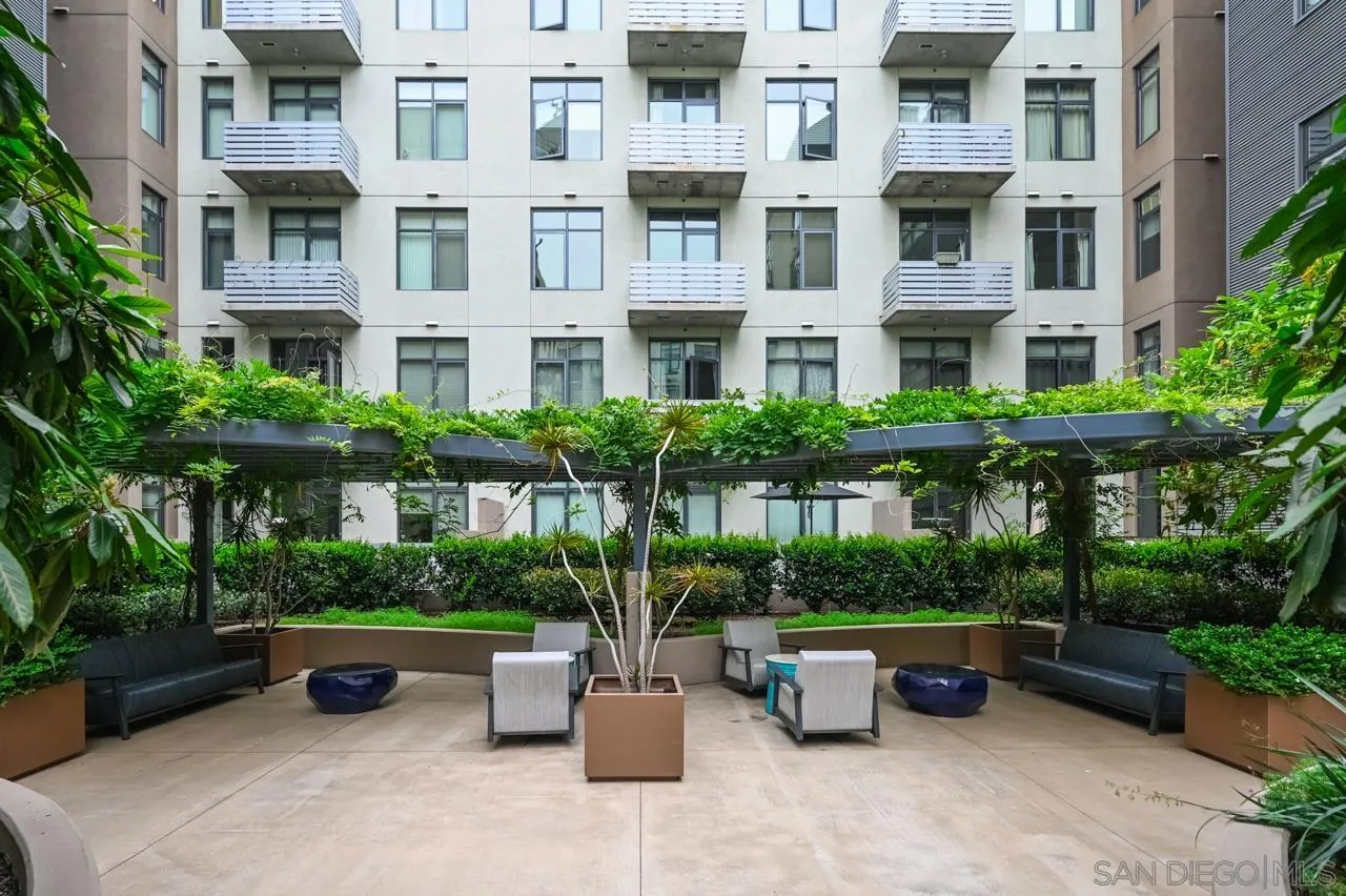 Photo #6: 250040038 Listing 