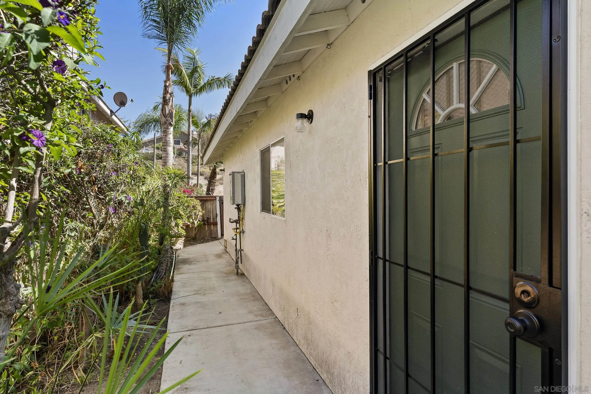 https://cdn.realtyfeed.com/cdn/127/250040041/a246d06385355e4960e67ad1f144aaee.webp