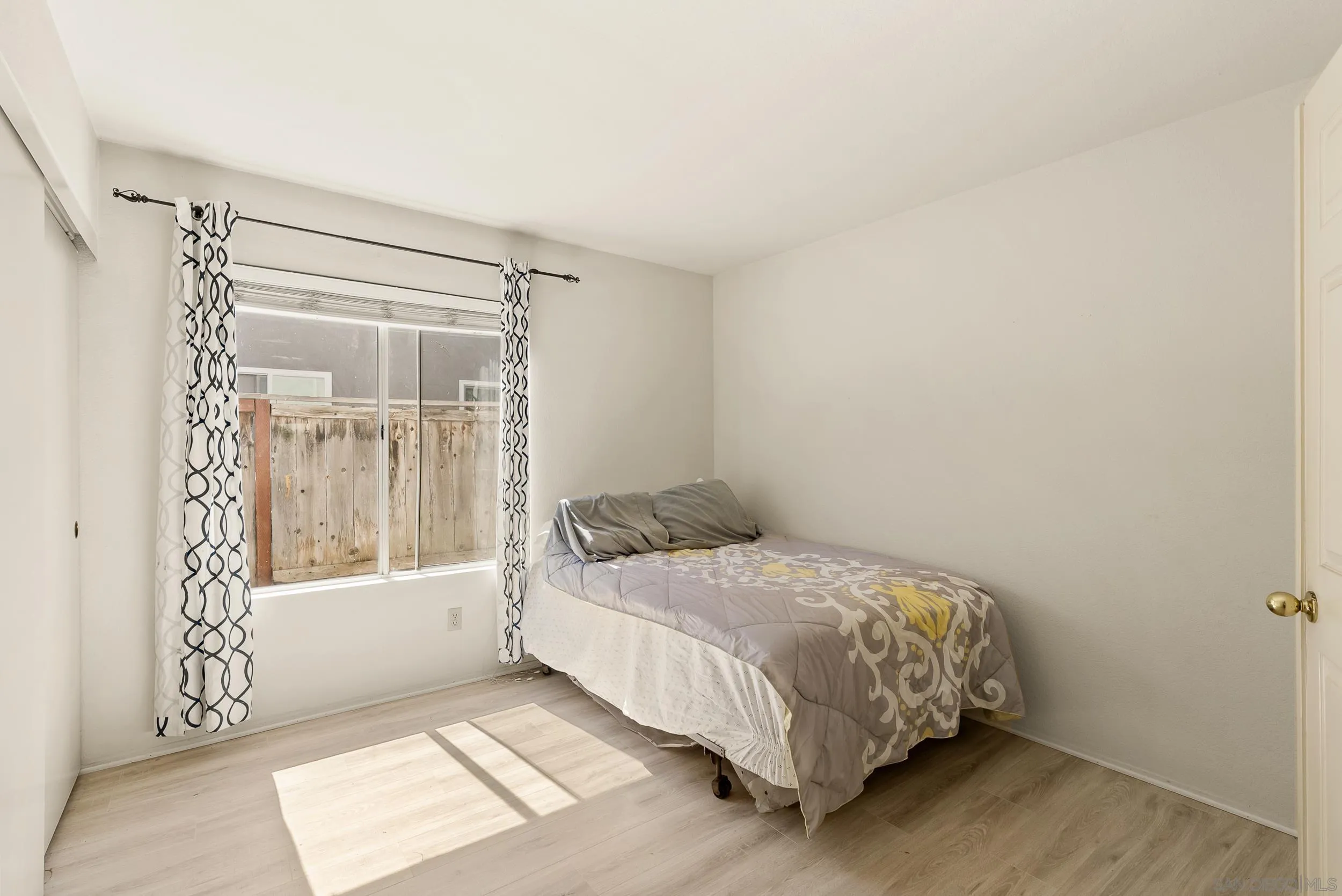 https://cdn.realtyfeed.com/cdn/127/250040041/b43b83ba39d76e73a14e3650741e0193.webp