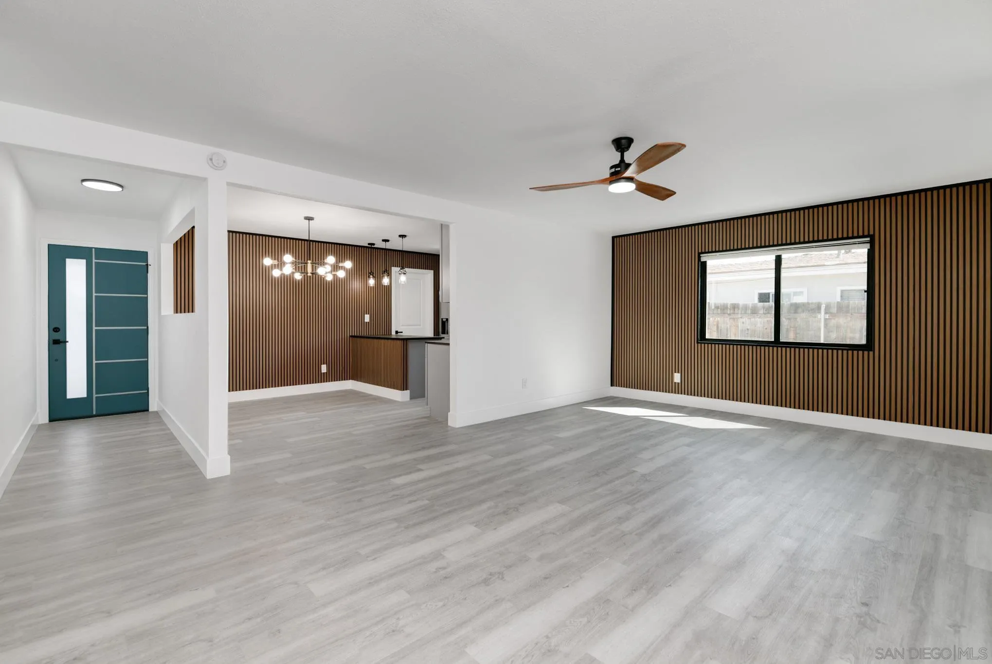 https://cdn.realtyfeed.com/cdn/127/250040042/c05d89848e50a6de7729371b4c870db1.webp