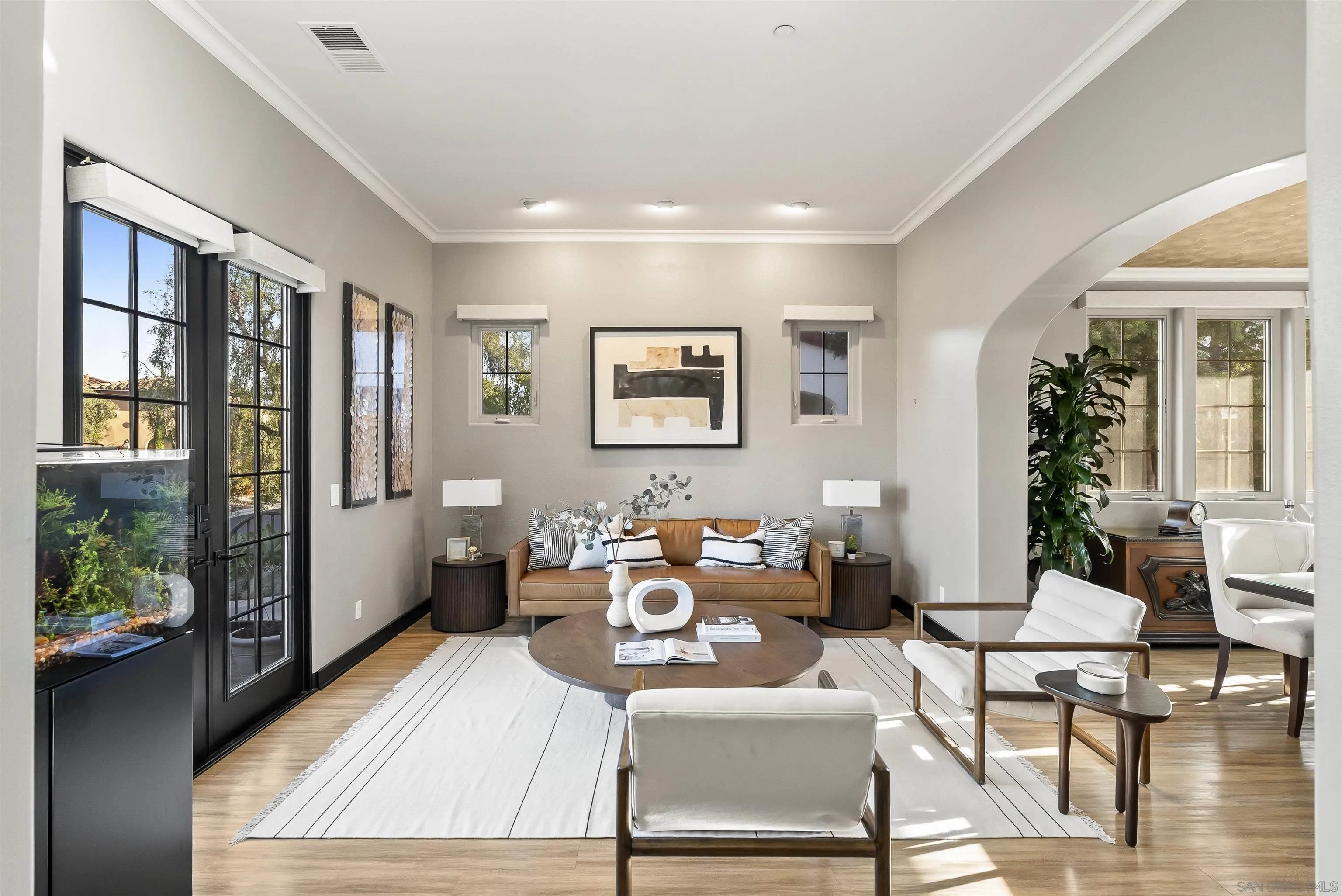 https://cdn.realtyfeed.com/cdn/127/250040047/847a06e85aa5047b7d7a305b28a2b1ec.webp
