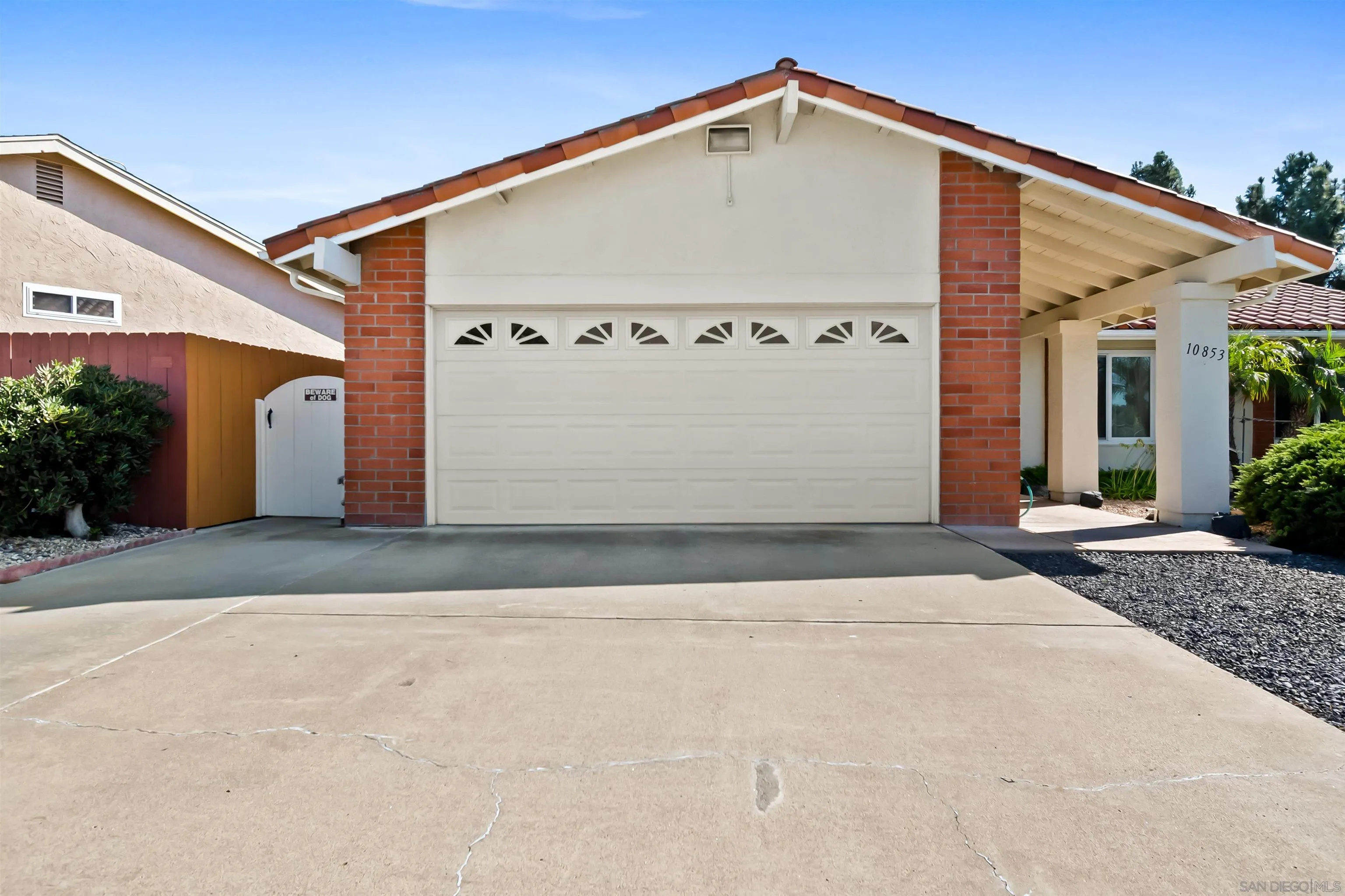 https://cdn.realtyfeed.com/cdn/127/250040049/3852173f204b8f7a1eafb35baced0970.webp