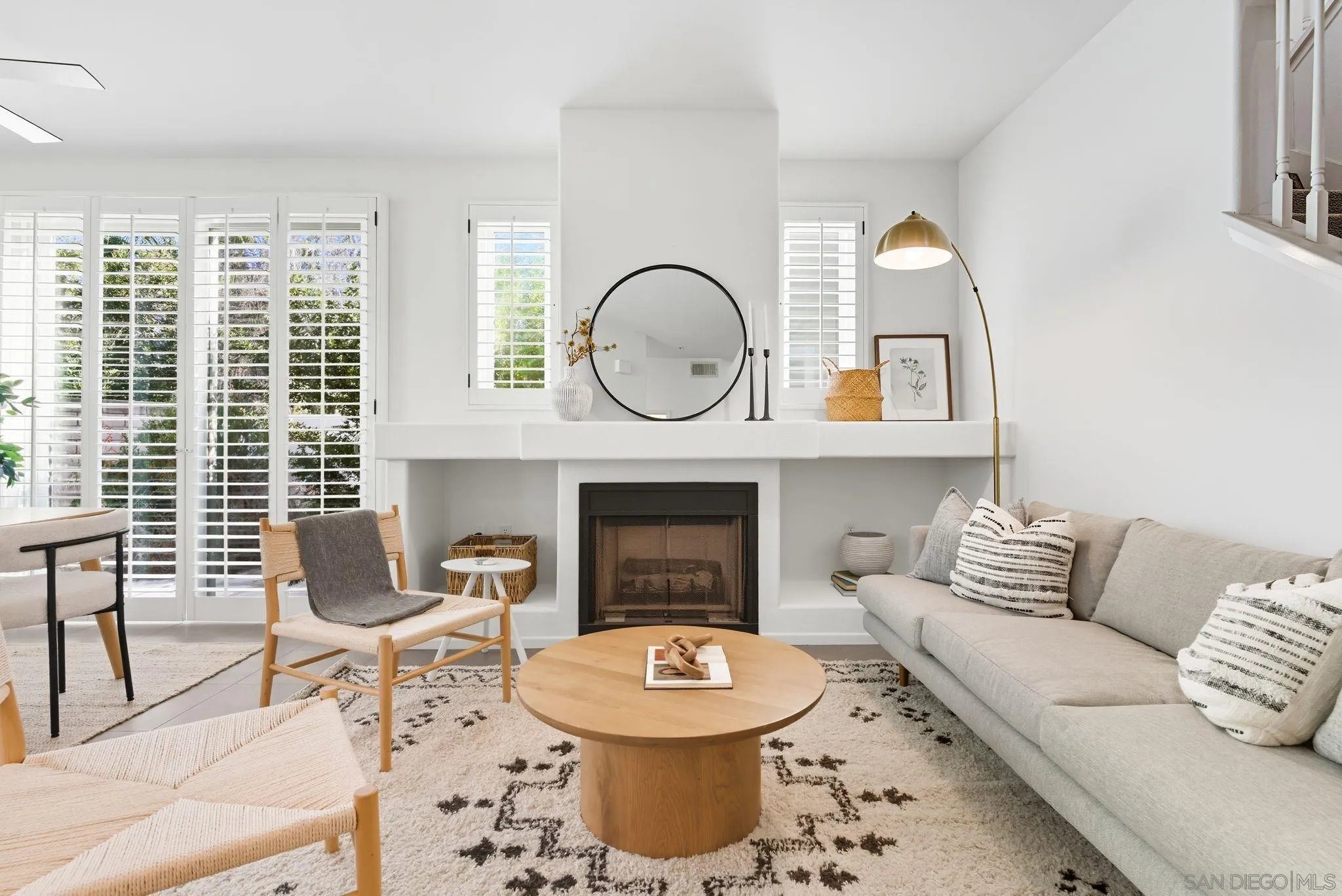 https://cdn.realtyfeed.com/cdn/127/250040053/b6e6cb31122b8e84249b5547c8eb684d.webp