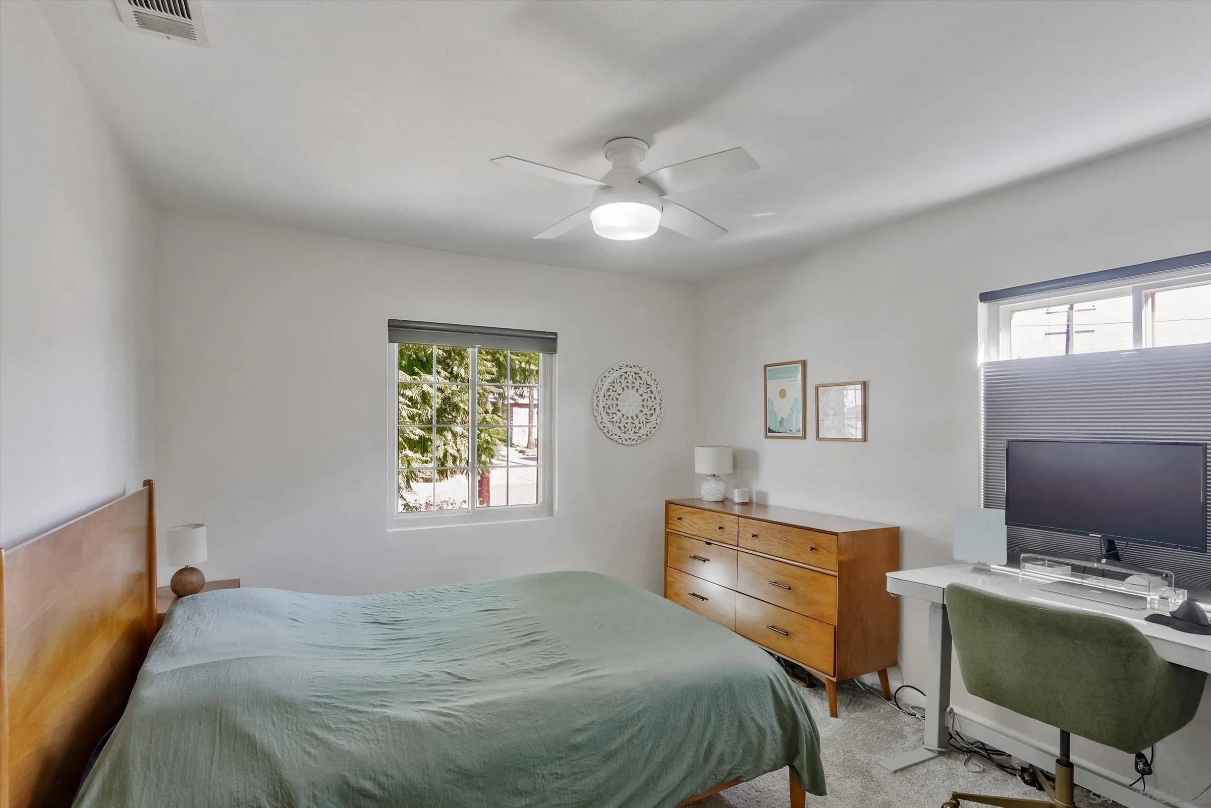 https://cdn.realtyfeed.com/cdn/127/250040056/5f9744f5ca9d60788ca1792a09750c4b.webp