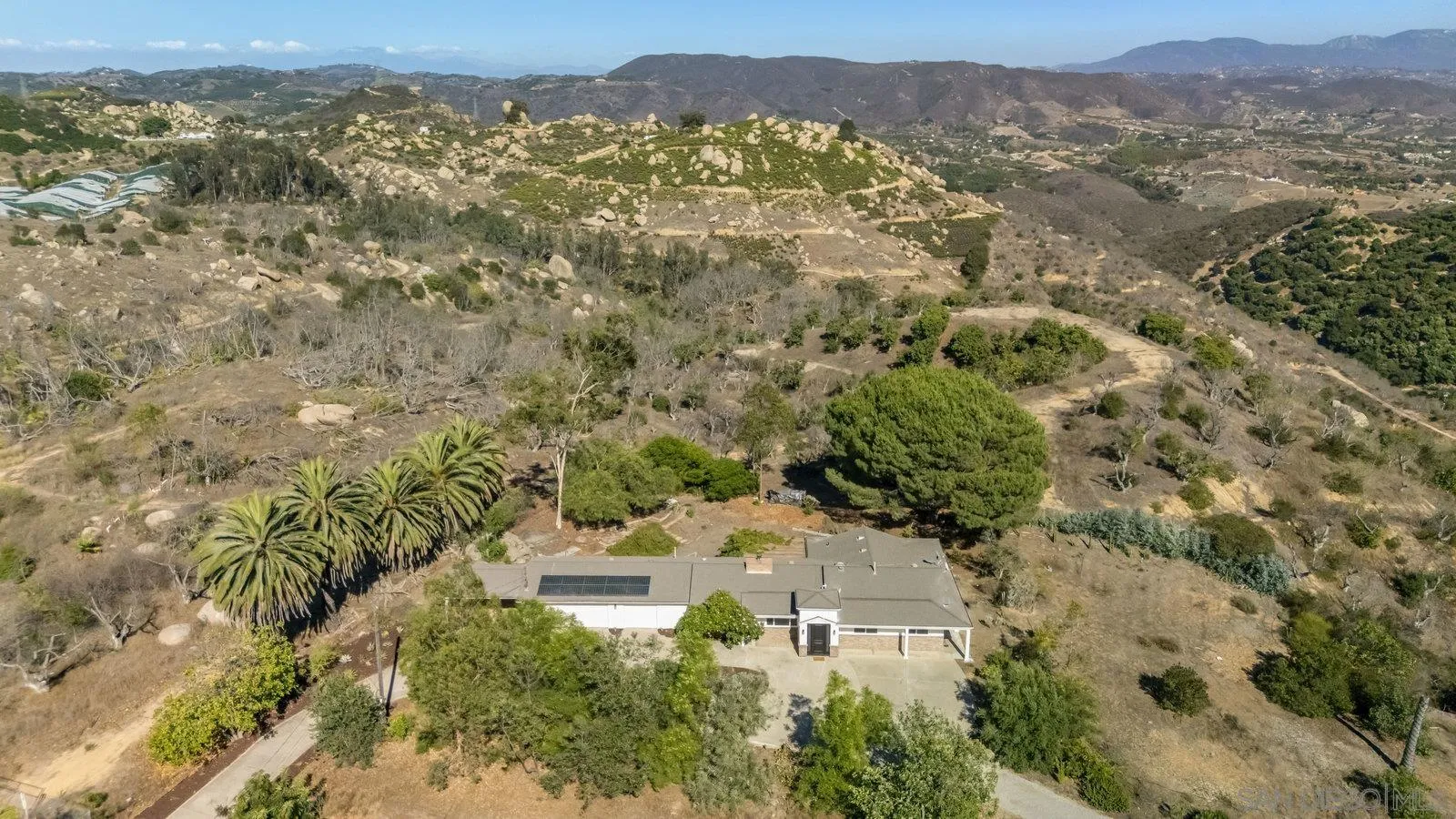 https://cdn.realtyfeed.com/cdn/127/250040060/fd4ad1ccf57bd6b7d9f1505f30f45d94.webp