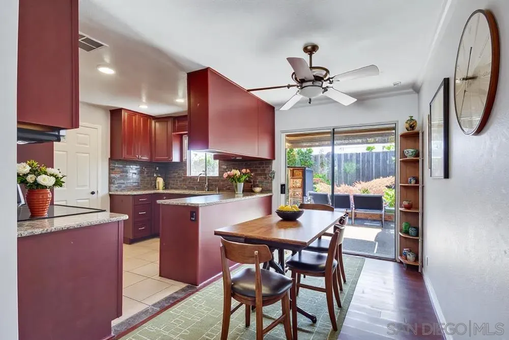 Photo #3: 250040065 Listing 