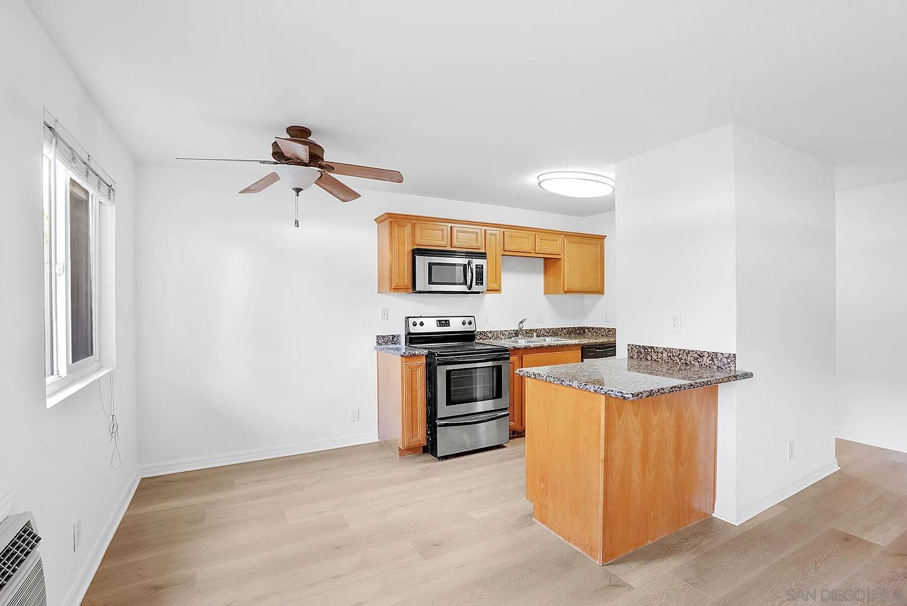 Photo #4: 250040066 Listing 