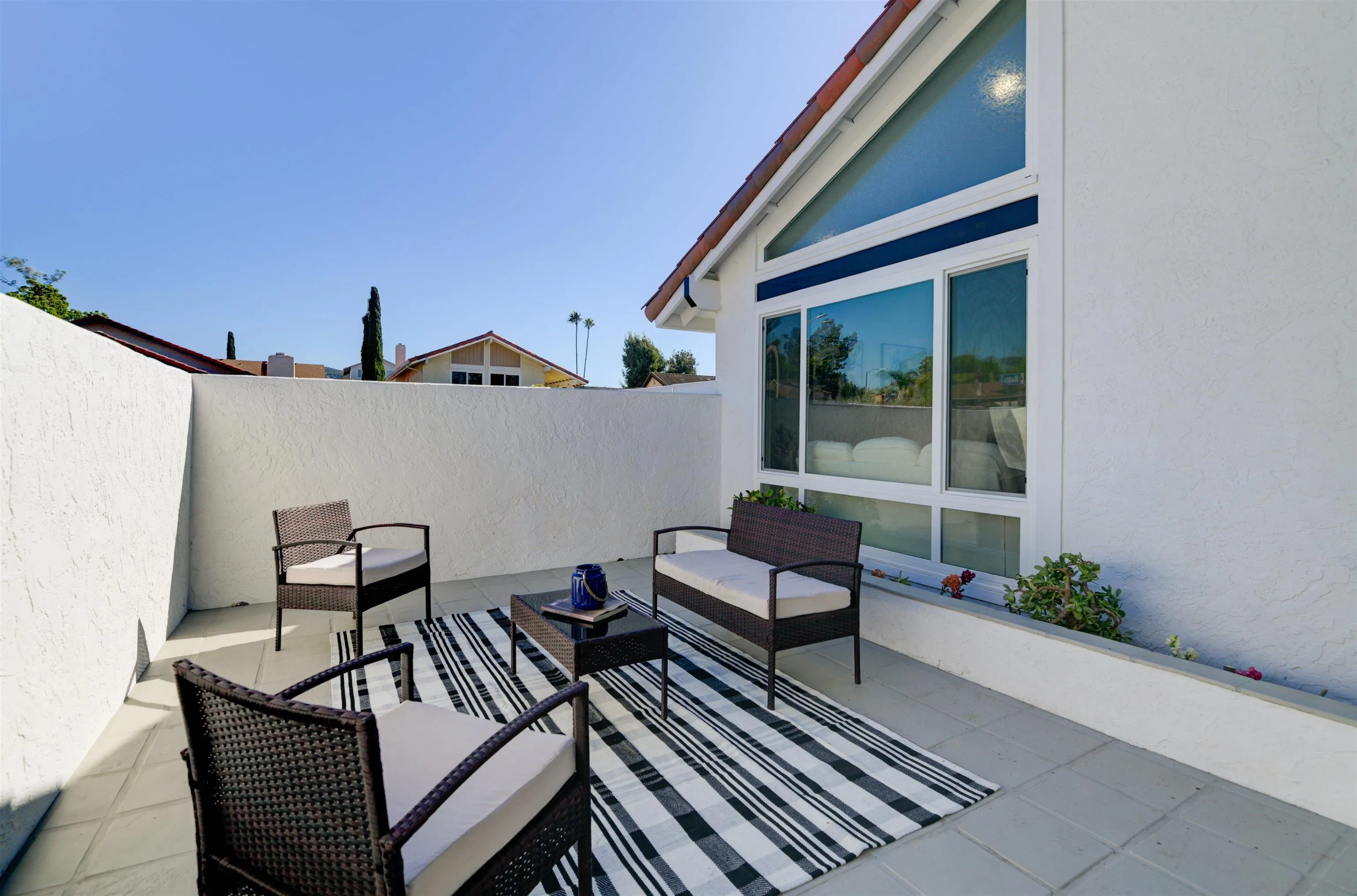 https://cdn.realtyfeed.com/cdn/127/250040068/36bd6b0fbe9b5259713af8c07539eb24.webp