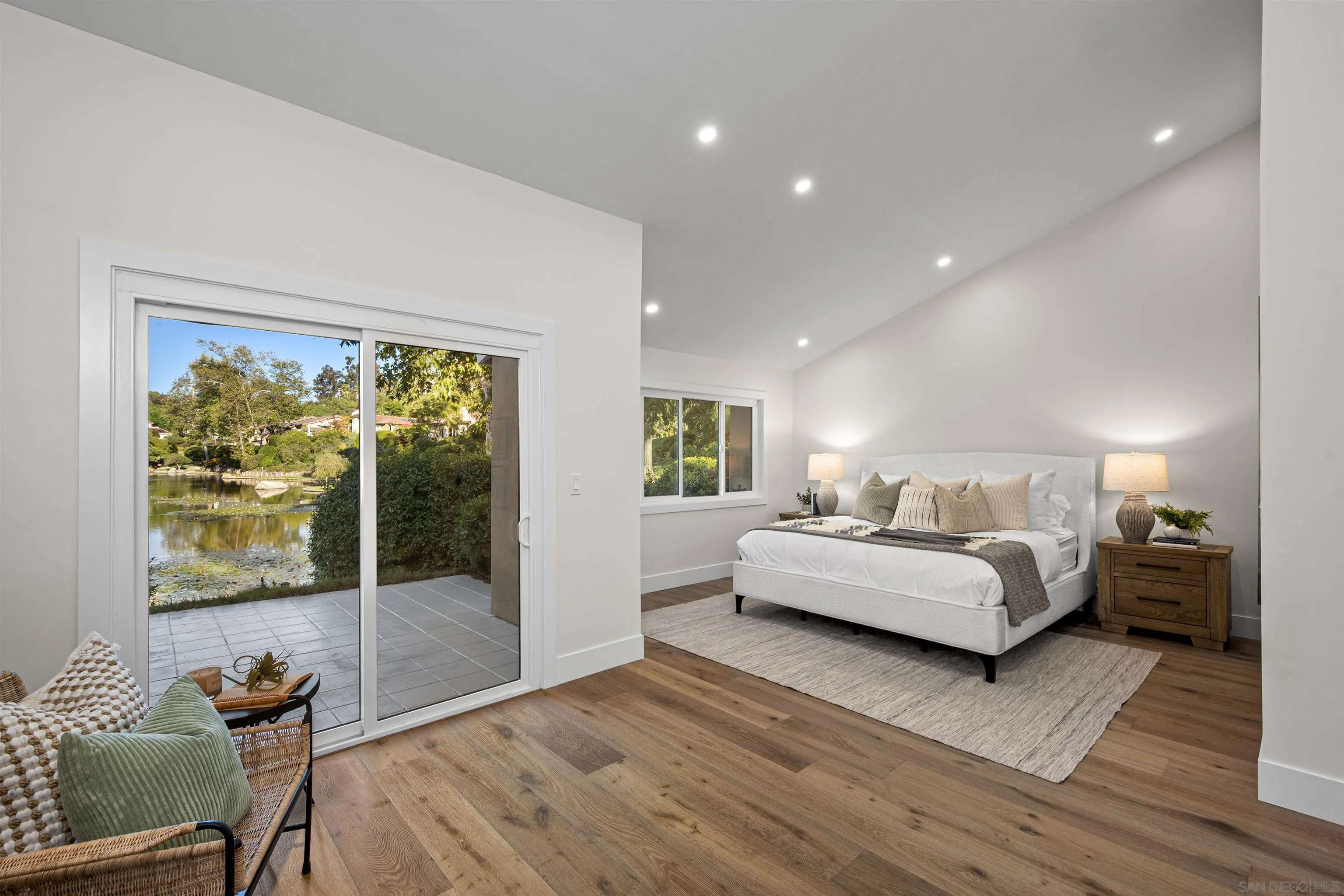 https://cdn.realtyfeed.com/cdn/127/250040071/1534c223f958790058016cdf461f3f69.webp