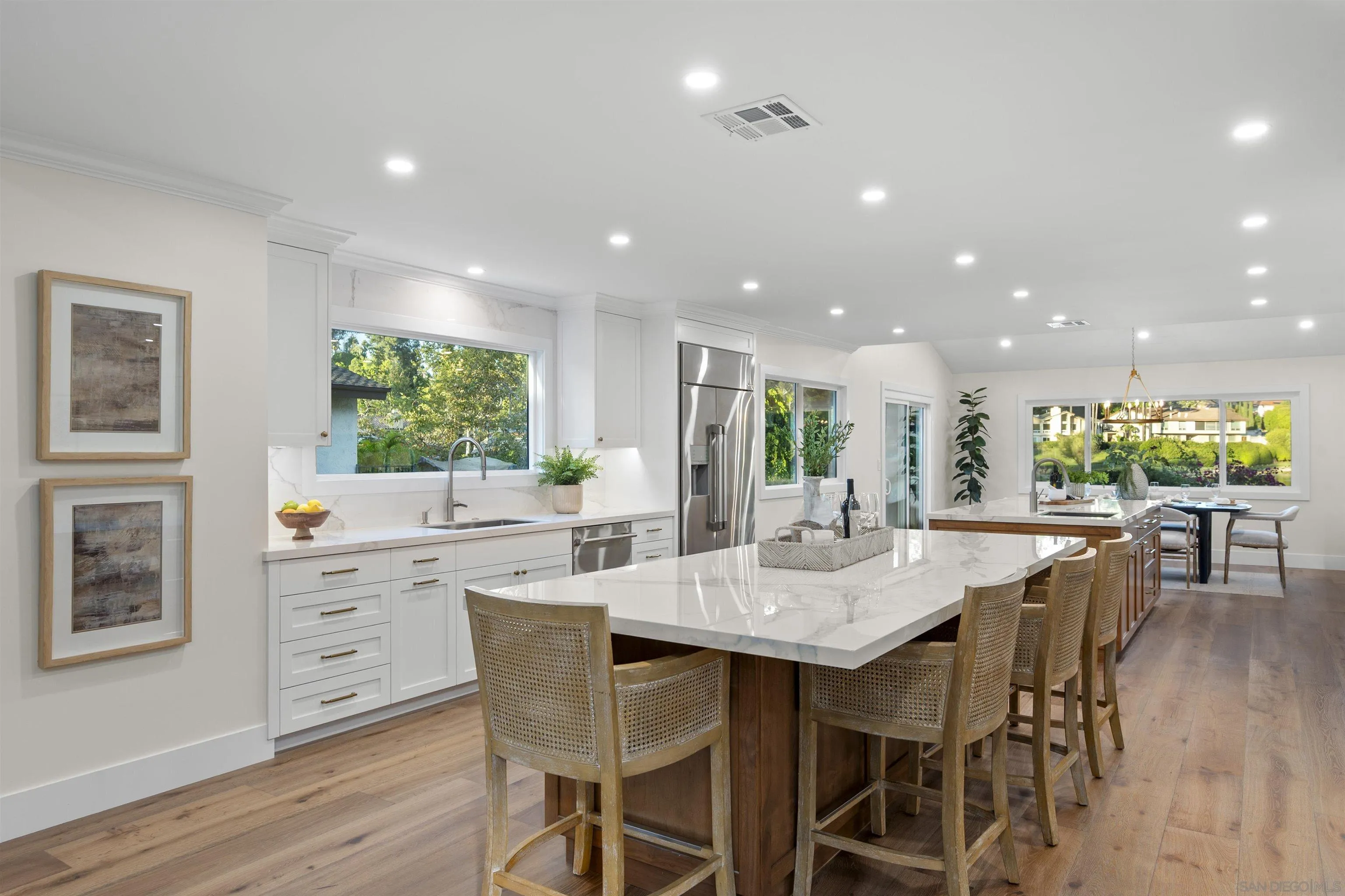 https://cdn.realtyfeed.com/cdn/127/250040071/a461c9946b7bd81bc9678954e5420ef0.webp