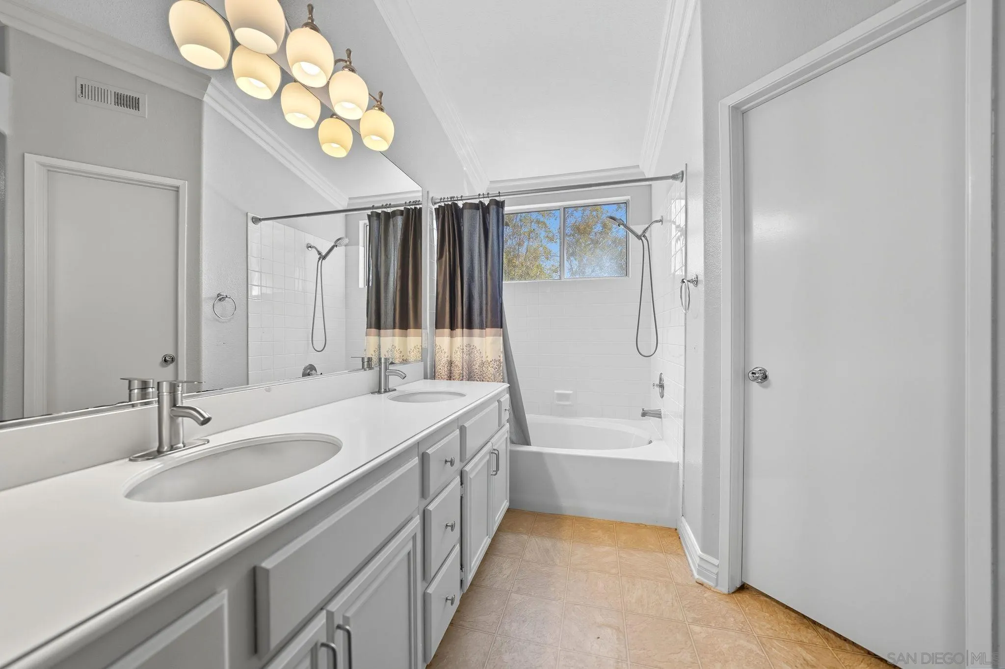 Photo #27: 250040073 Listing: Photo #27
