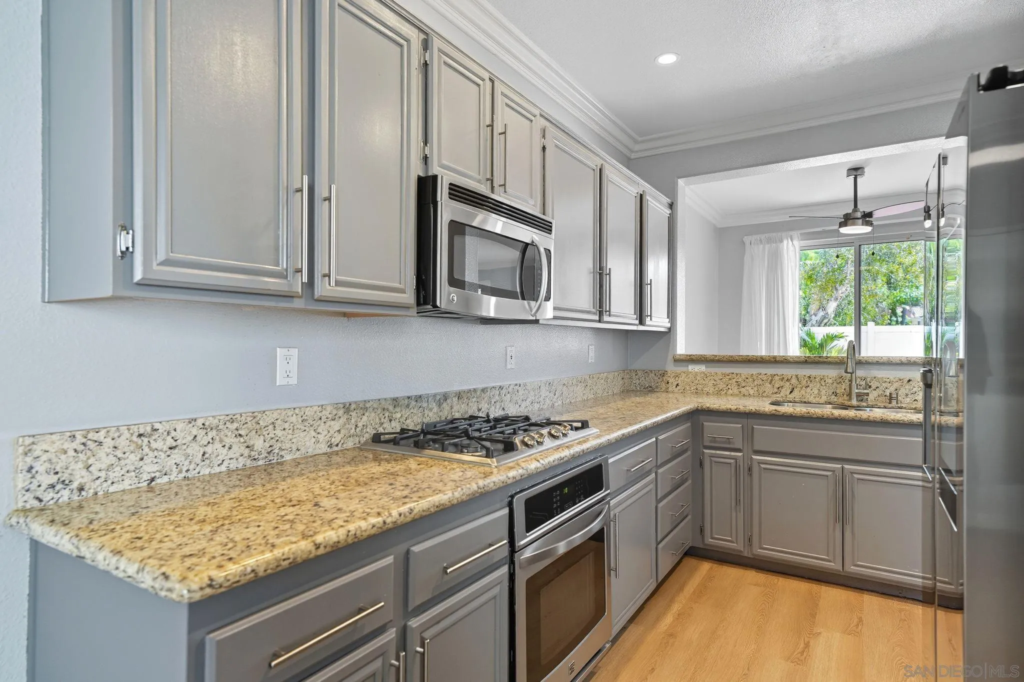 Photo #5: 250040073 Listing 