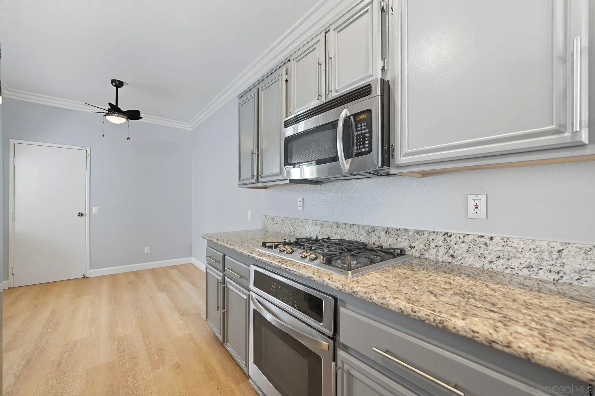 Photo #4: 250040073 Listing 