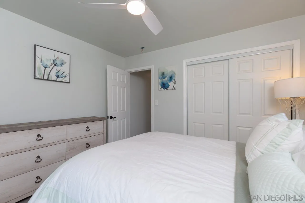https://cdn.realtyfeed.com/cdn/127/250040077/00277de09c735cf400057ab914ef8ec2.webp