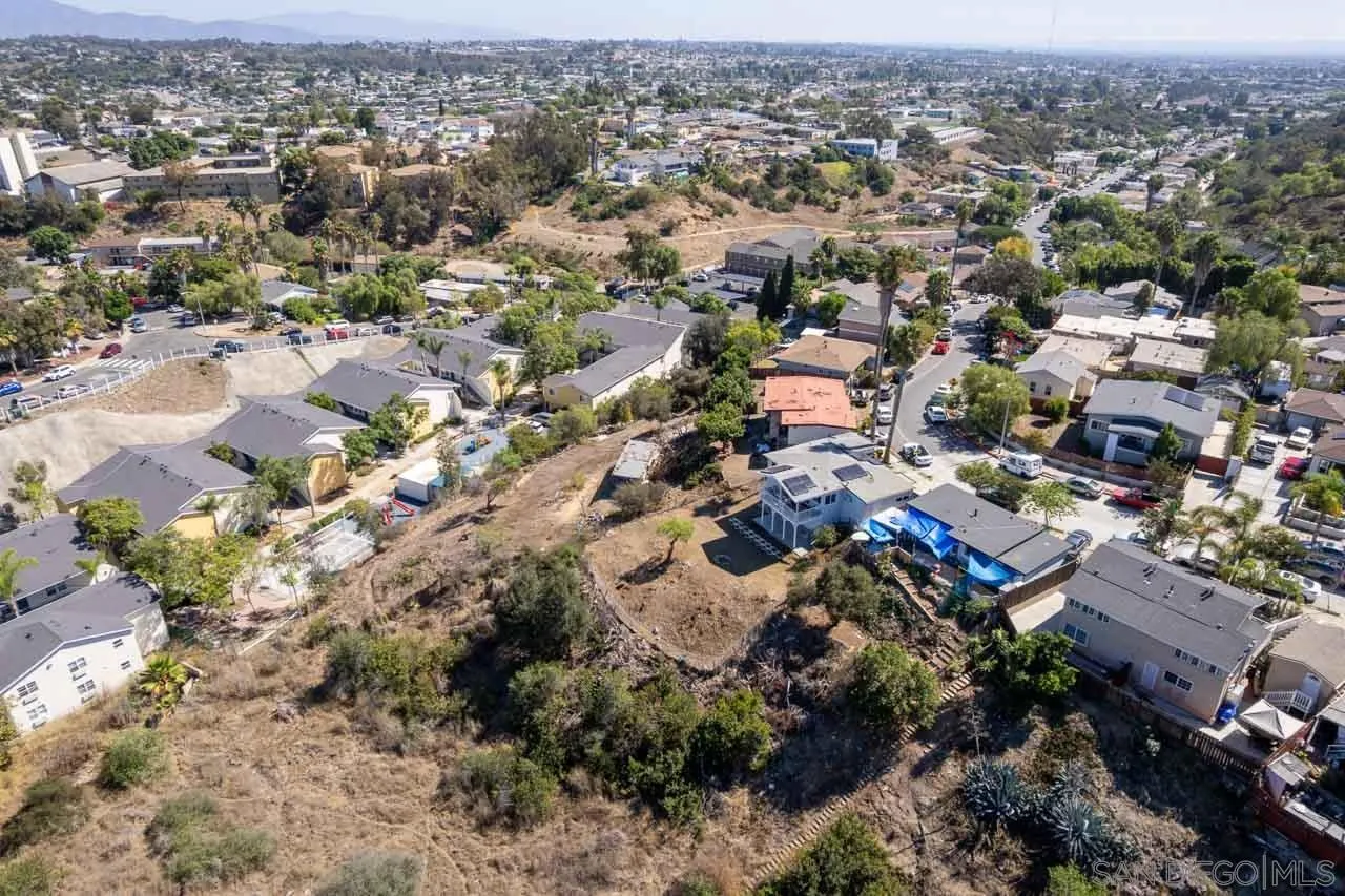 https://cdn.realtyfeed.com/cdn/127/250040077/1b7ca4bea88e9e373739e28e654cf689.webp