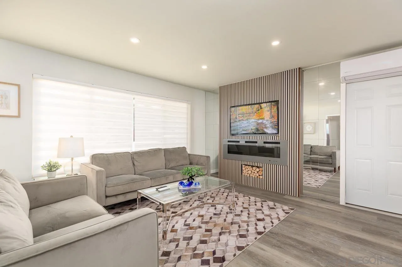 https://cdn.realtyfeed.com/cdn/127/250040077/21e88f197a9d57aa86330f7fdcdbf9e9.webp
