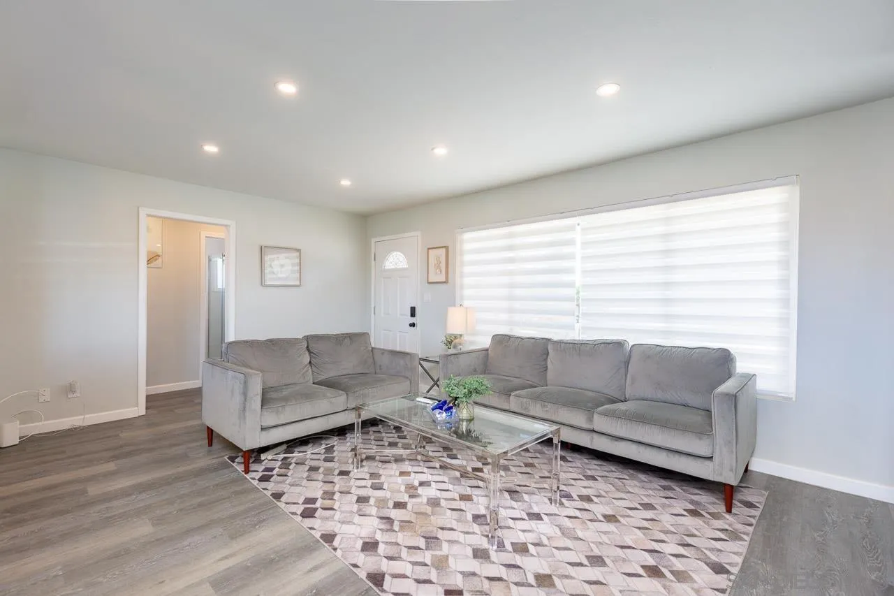 https://cdn.realtyfeed.com/cdn/127/250040077/75e43dd301a99e0621189ed36c0fe16e.webp