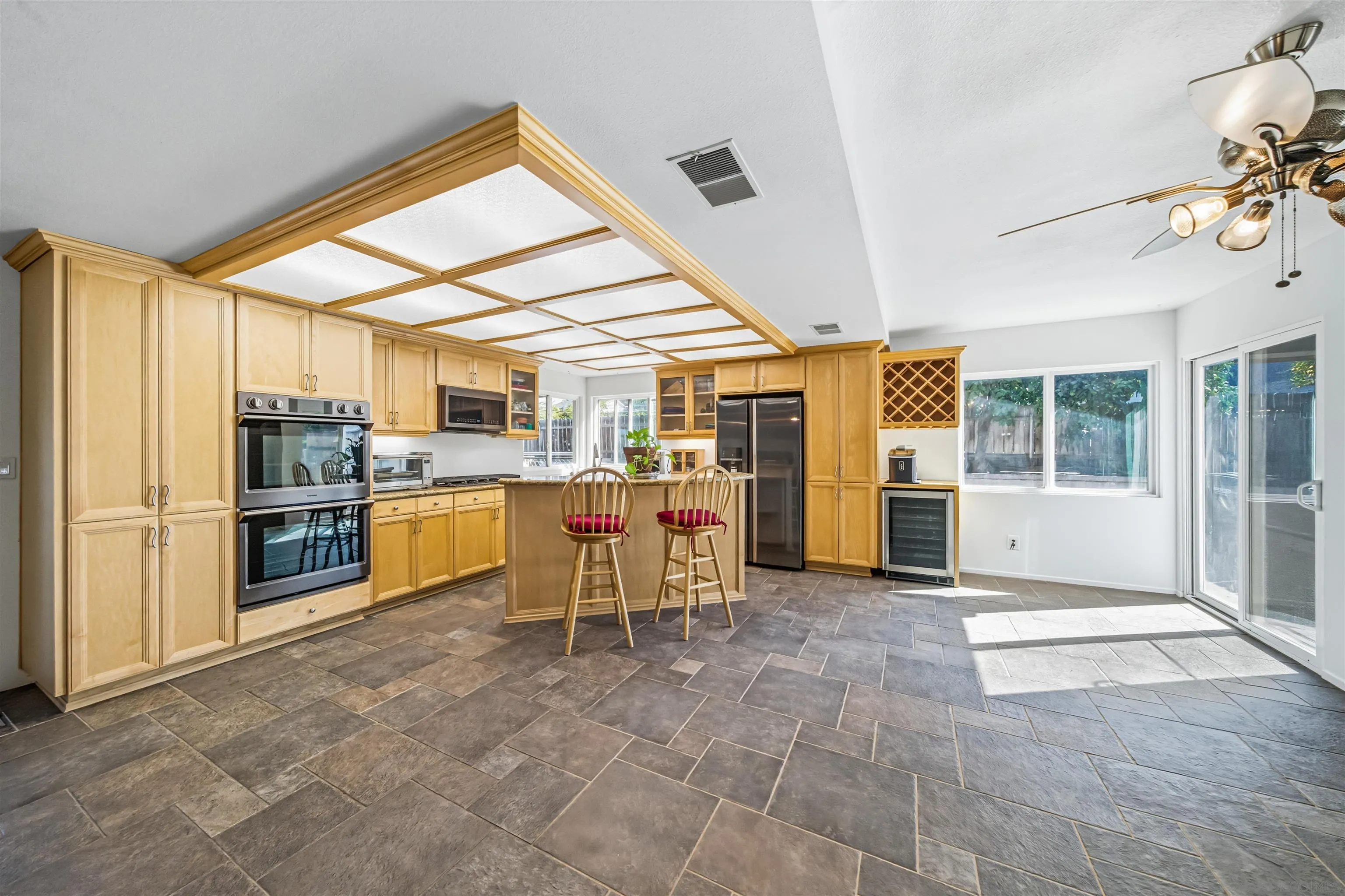 https://cdn.realtyfeed.com/cdn/127/250040079/8e93db2f001f25f76ac5b33c32190aee.webp
