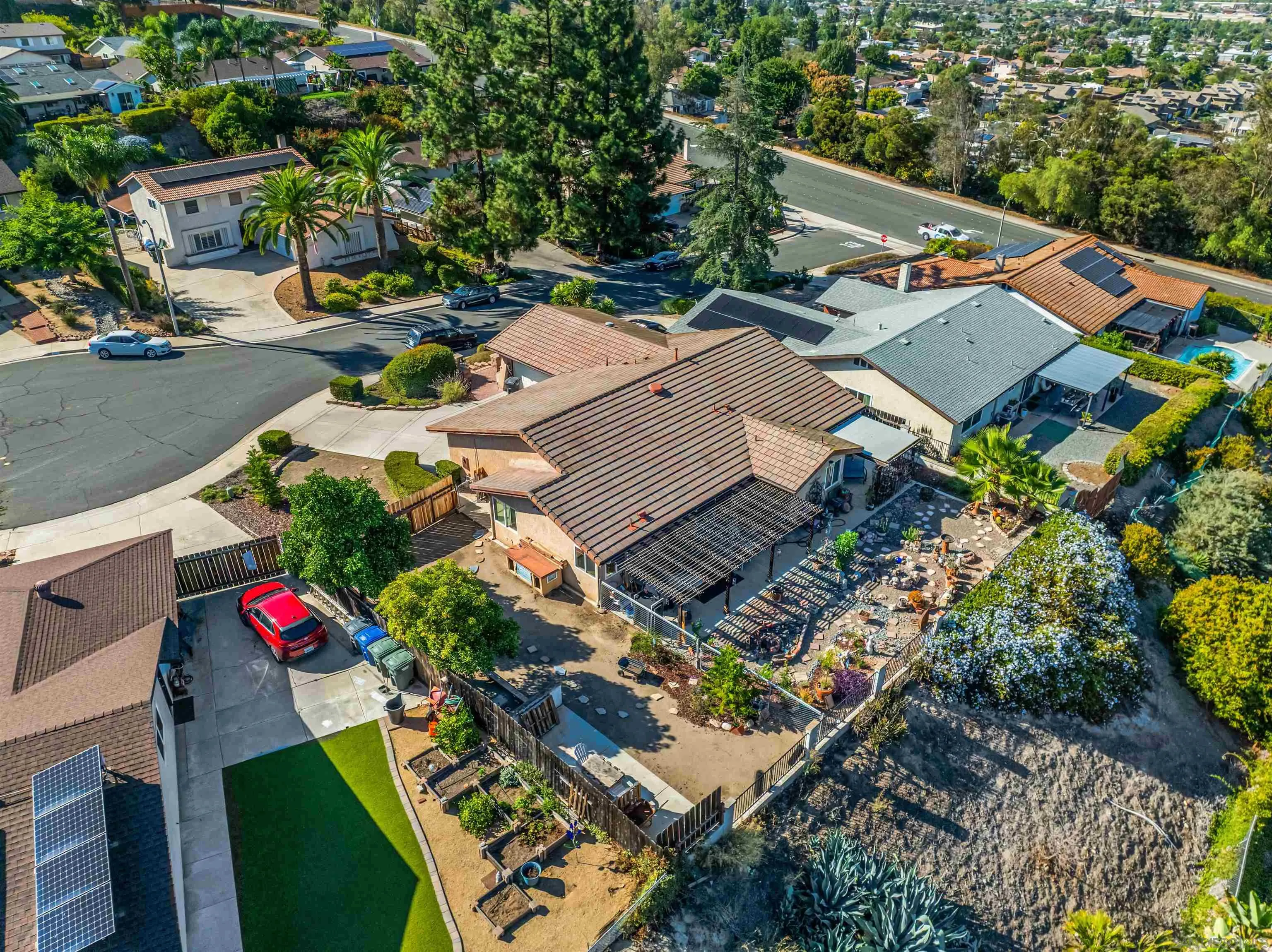 https://cdn.realtyfeed.com/cdn/127/250040079/dfe2a85f21d688cb08b2d96d41365323.webp