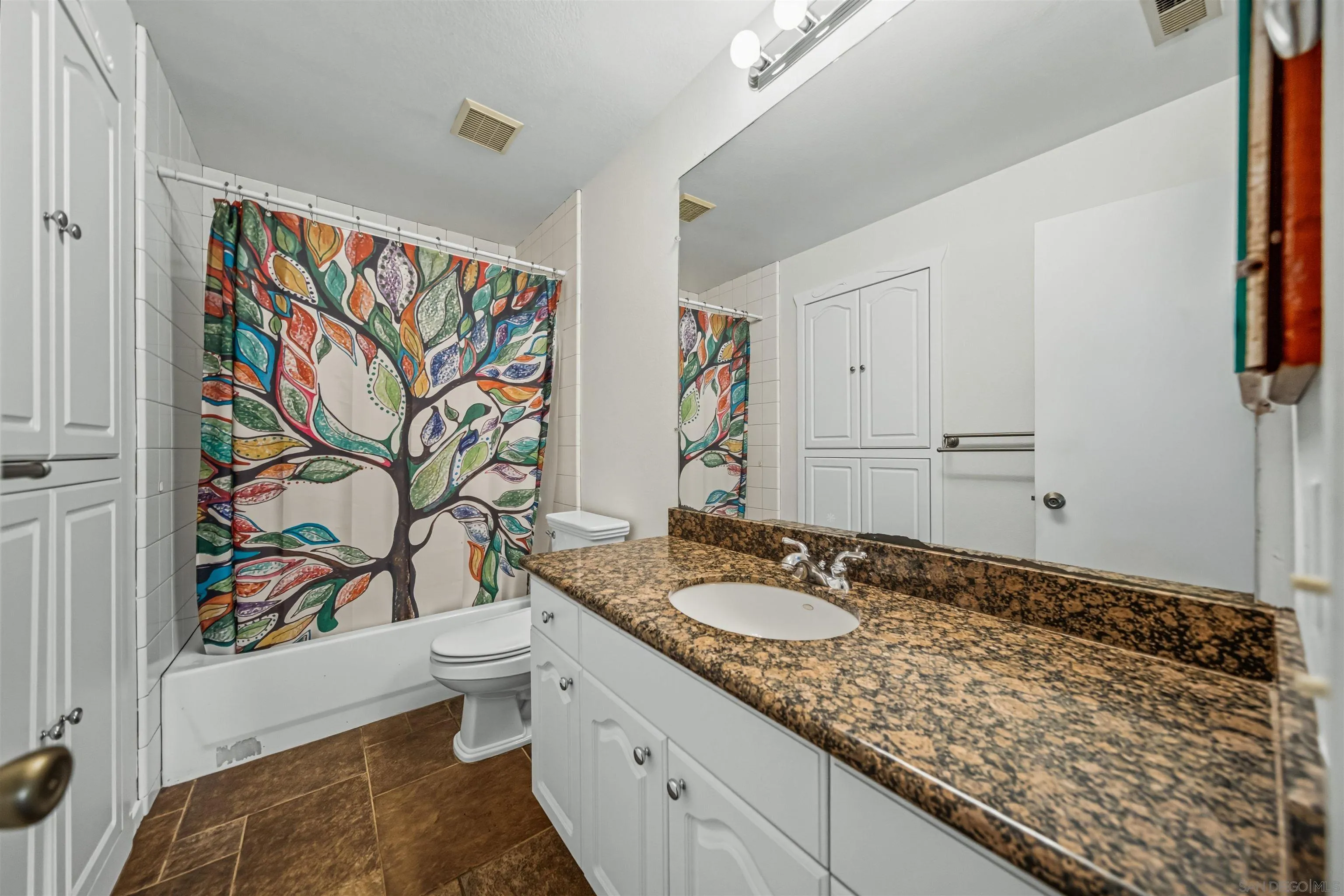 https://cdn.realtyfeed.com/cdn/127/250040079/f4c23b39c22205882e4900fcc048ee3d.webp