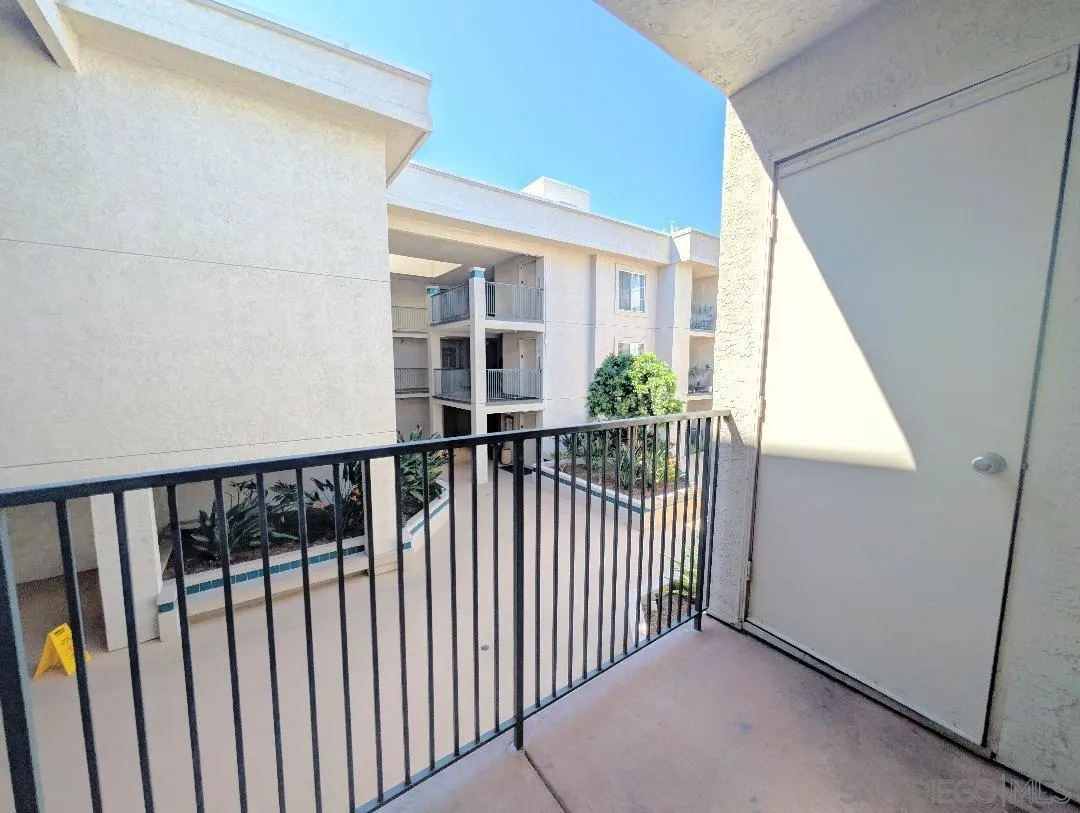 Photo #17: 250040080 Listing: Photo #17