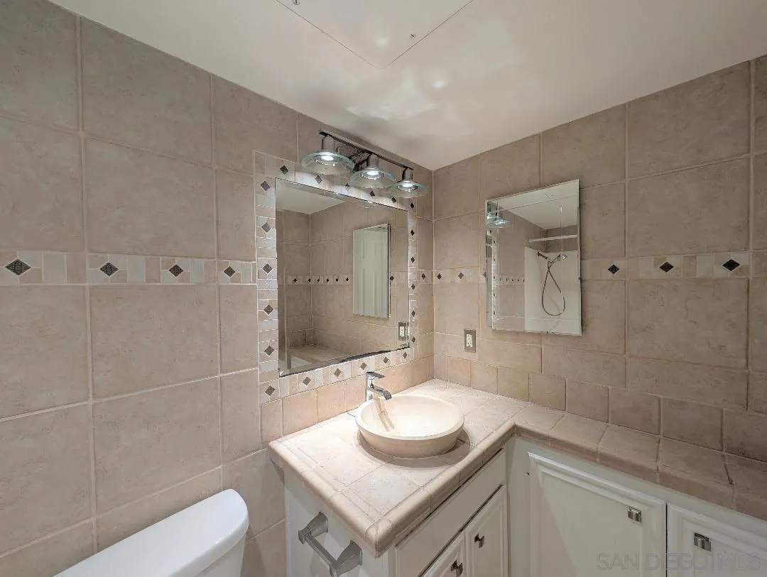 Photo #10: 250040080 Listing: Photo #10