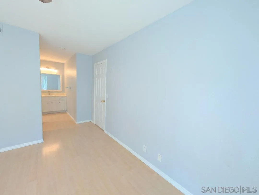 https://cdn.realtyfeed.com/cdn/127/250040080/5fa22e70c9b79fe95579402f77c66862.webp