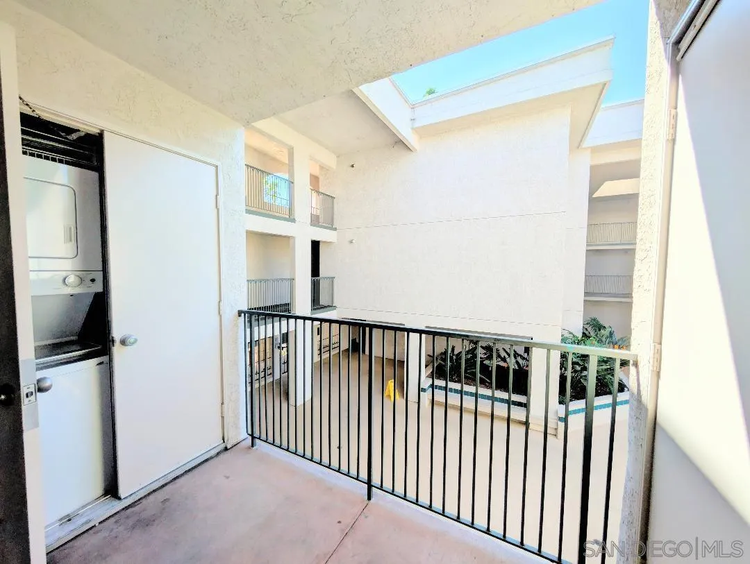https://cdn.realtyfeed.com/cdn/127/250040080/b1f5befcbdb103cf1faef2a262a77c33.webp