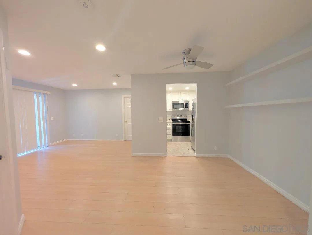 Photo #2: 250040080 Listing: Photo #2