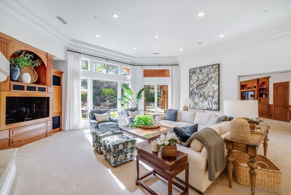 https://cdn.realtyfeed.com/cdn/127/250040081/8557b470e0550ab6fa41fdeb1cb7455e.webp