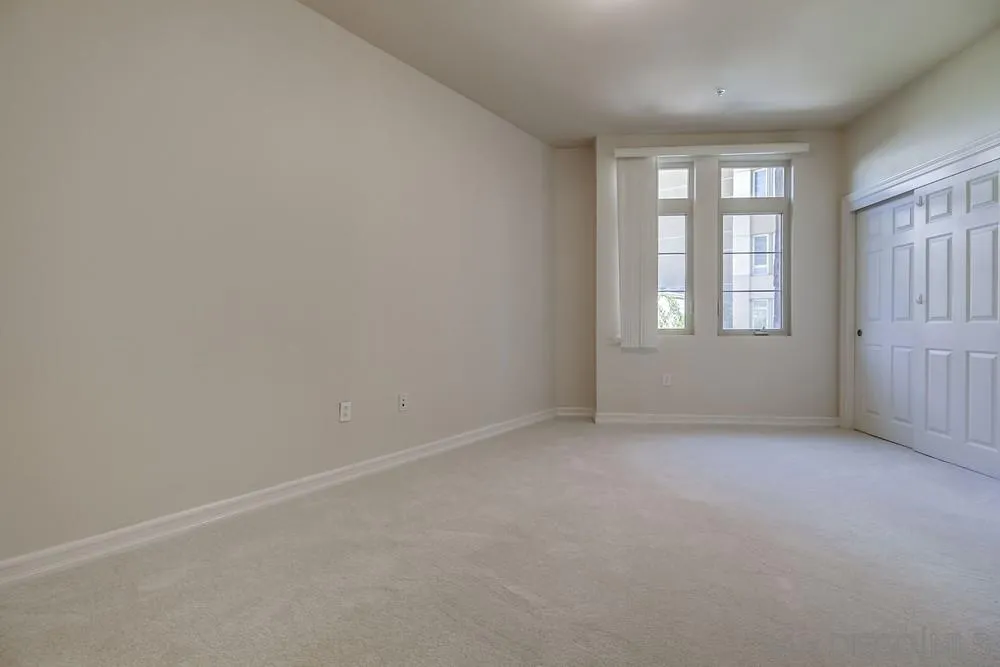 https://cdn.realtyfeed.com/cdn/127/250040083/224f5367e61adee921f0435590de5527.webp