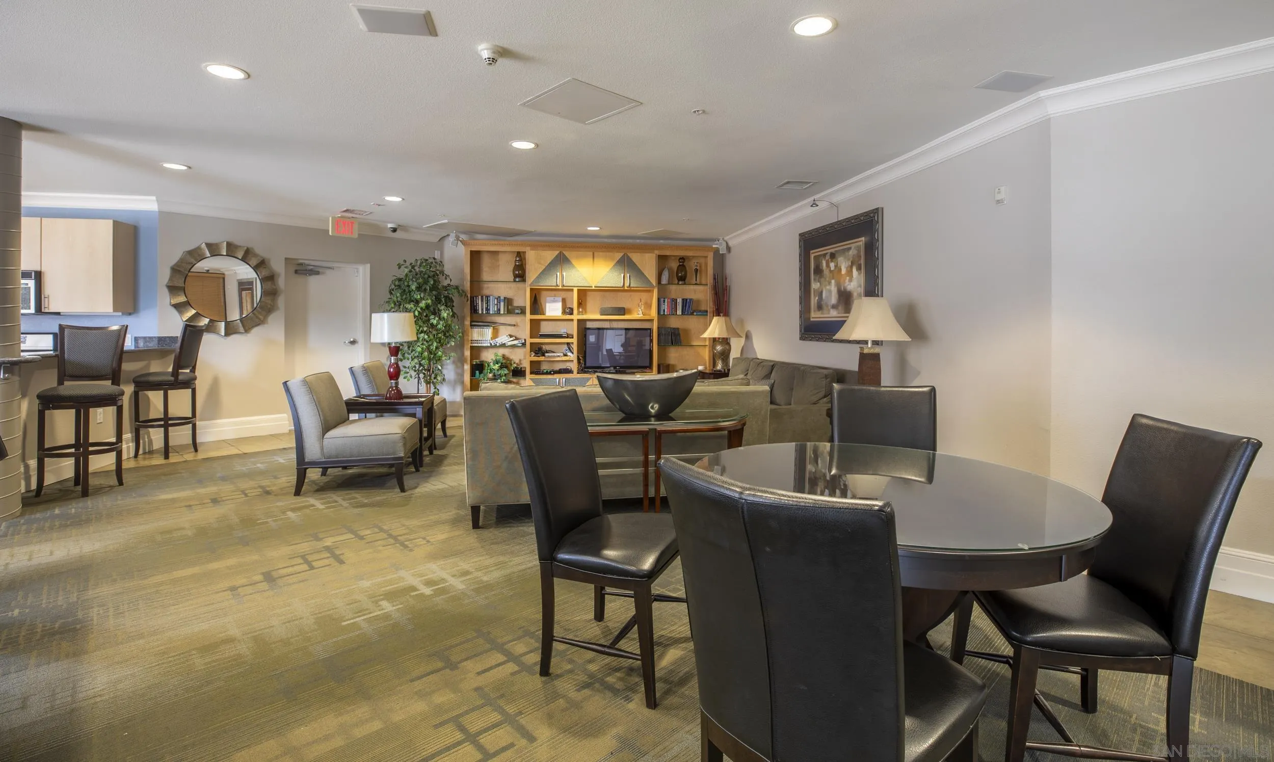https://cdn.realtyfeed.com/cdn/127/250040083/f495ff6e6f0f89a1d1d768577c59661e.webp