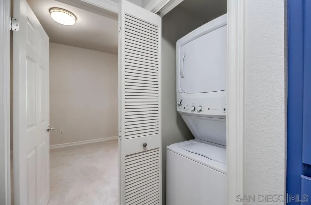 https://cdn.realtyfeed.com/cdn/127/250040083/f61cb18cac7bf5aeb4f9c5bc87ce66e8.webp