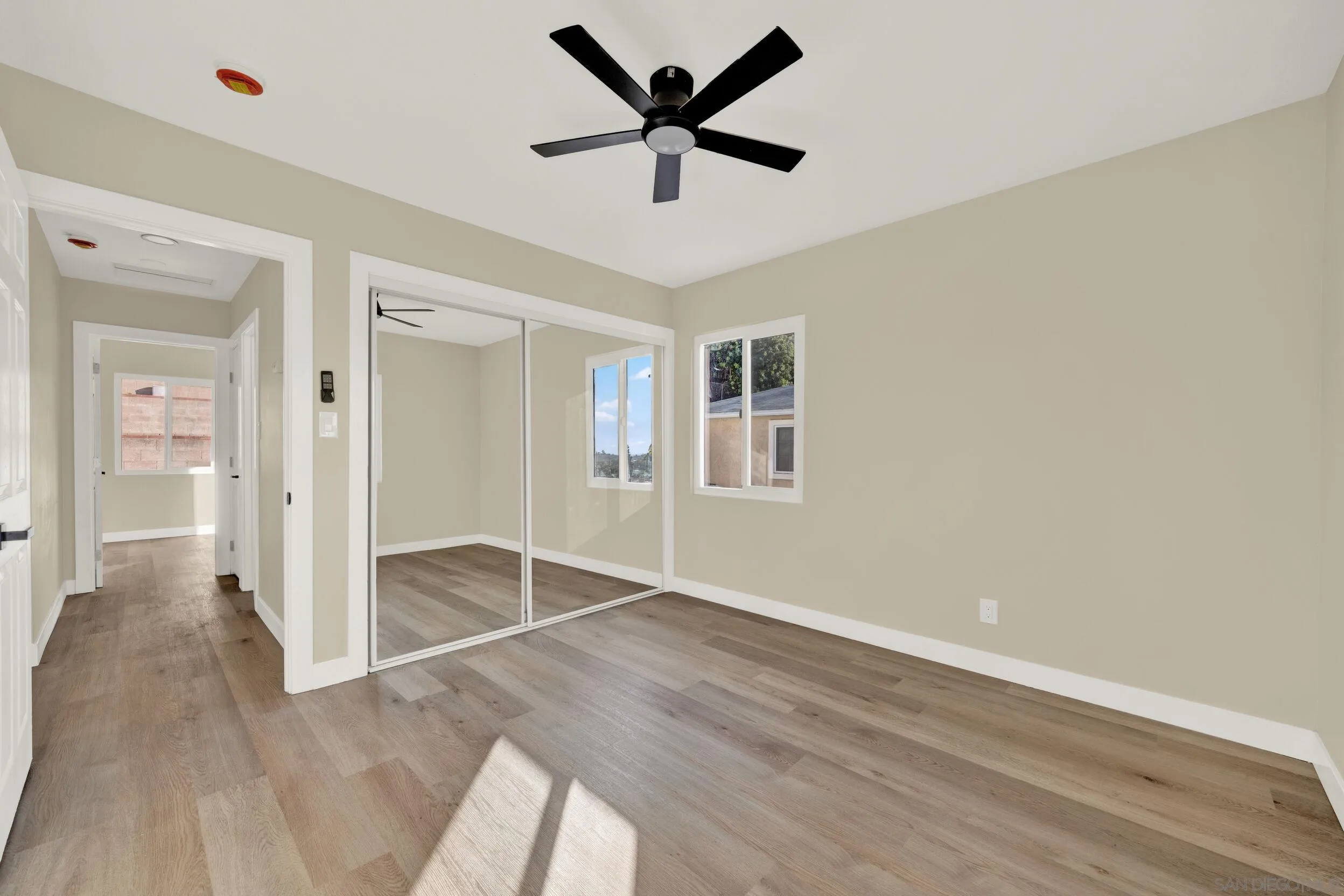 https://cdn.realtyfeed.com/cdn/127/250040087/6d810e3a14792dc0d01de910e5a36a22.webp