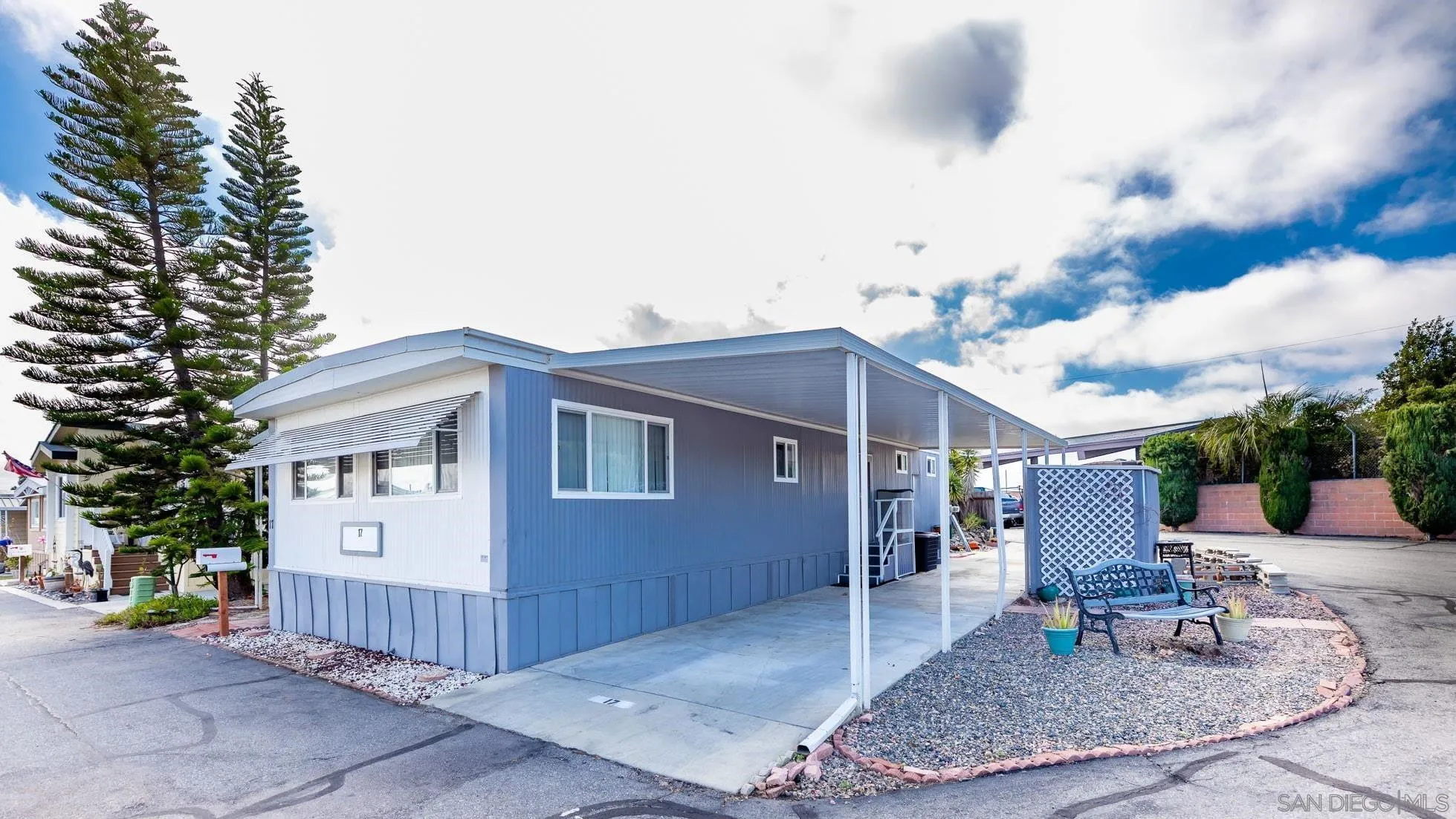 https://cdn.realtyfeed.com/cdn/127/250040089/06aa46577475a631c3b056a4e02bc618.webp