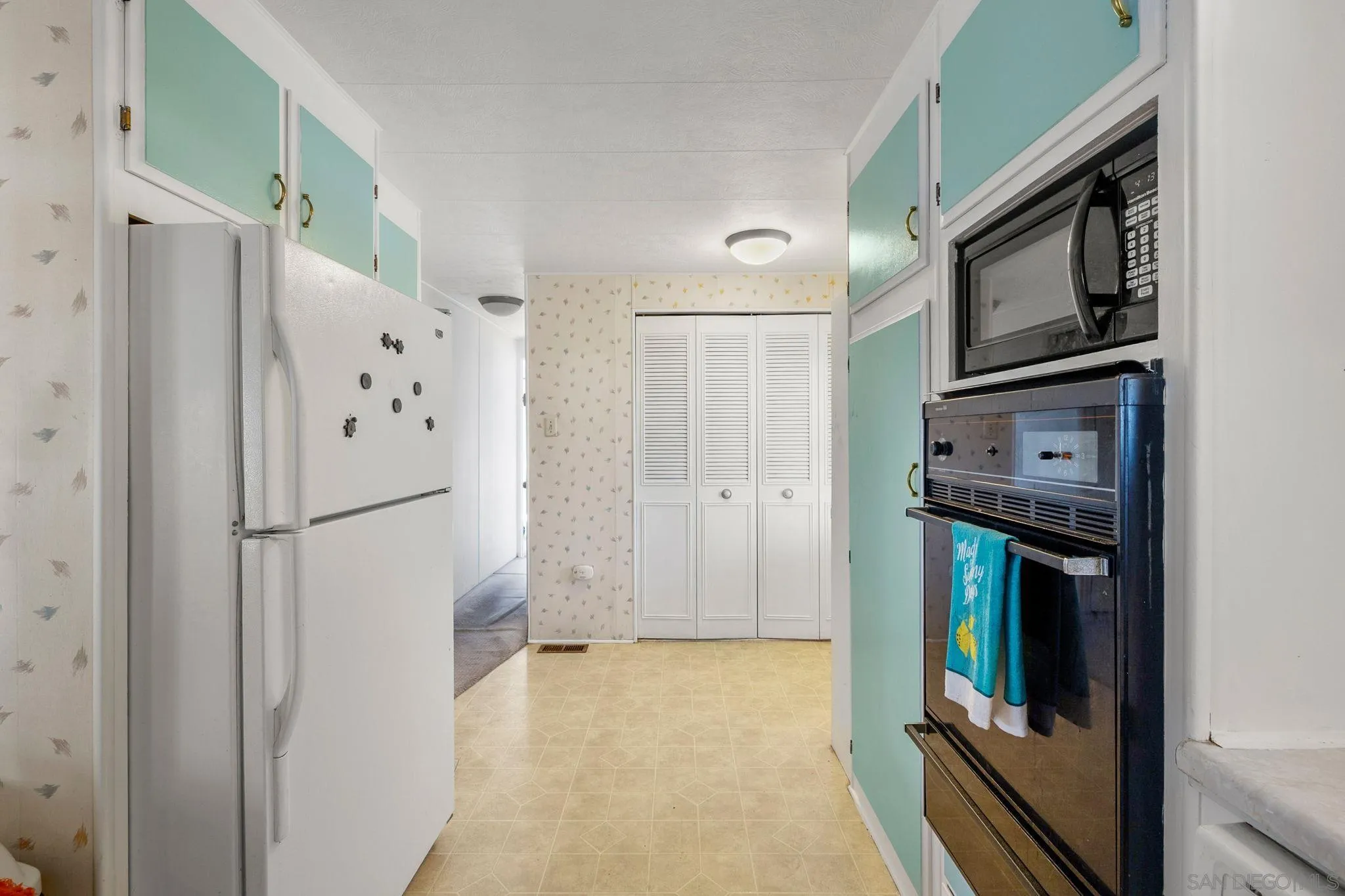 https://cdn.realtyfeed.com/cdn/127/250040089/b40724df9ee3e48c19505610d502e719.webp