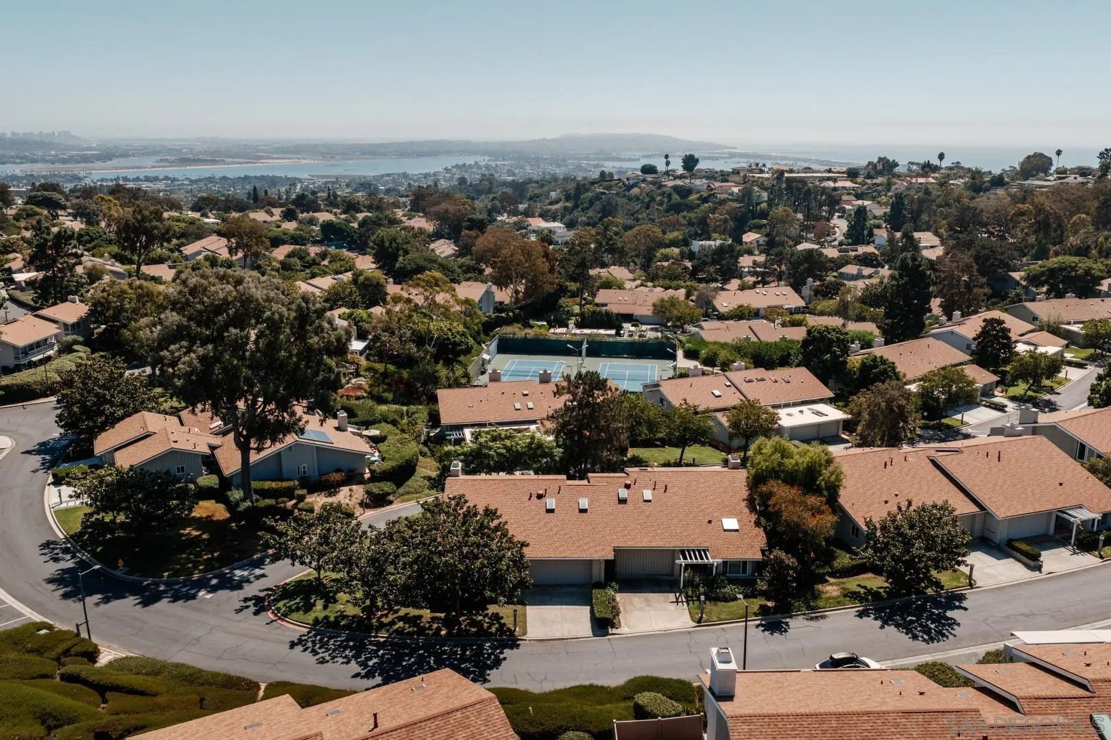 https://cdn.realtyfeed.com/cdn/127/250040091/15a61a6e268c75e63134501b5642db85.webp