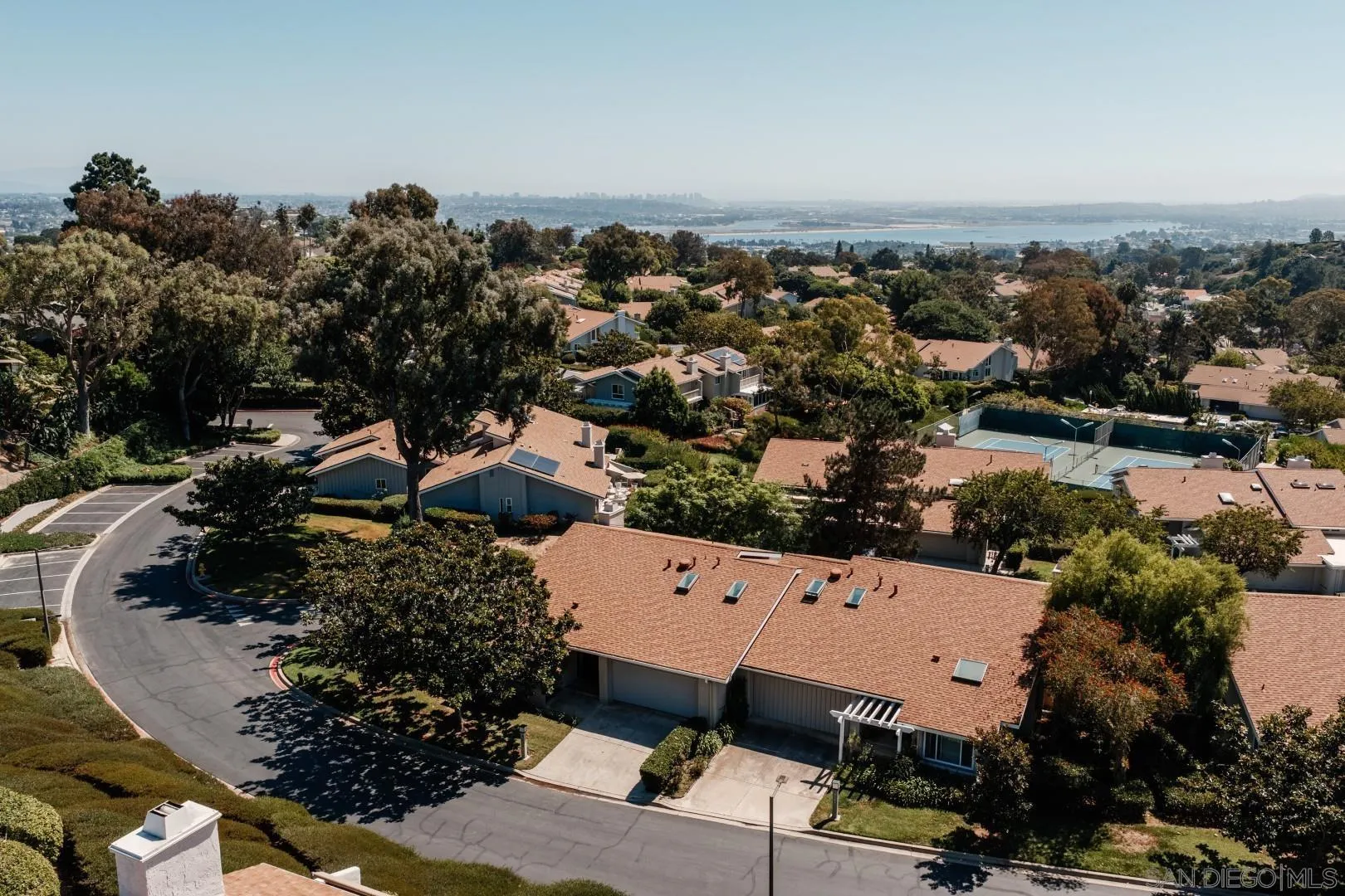 https://cdn.realtyfeed.com/cdn/127/250040091/a777fe76bf58f26512ff89c980886789.webp