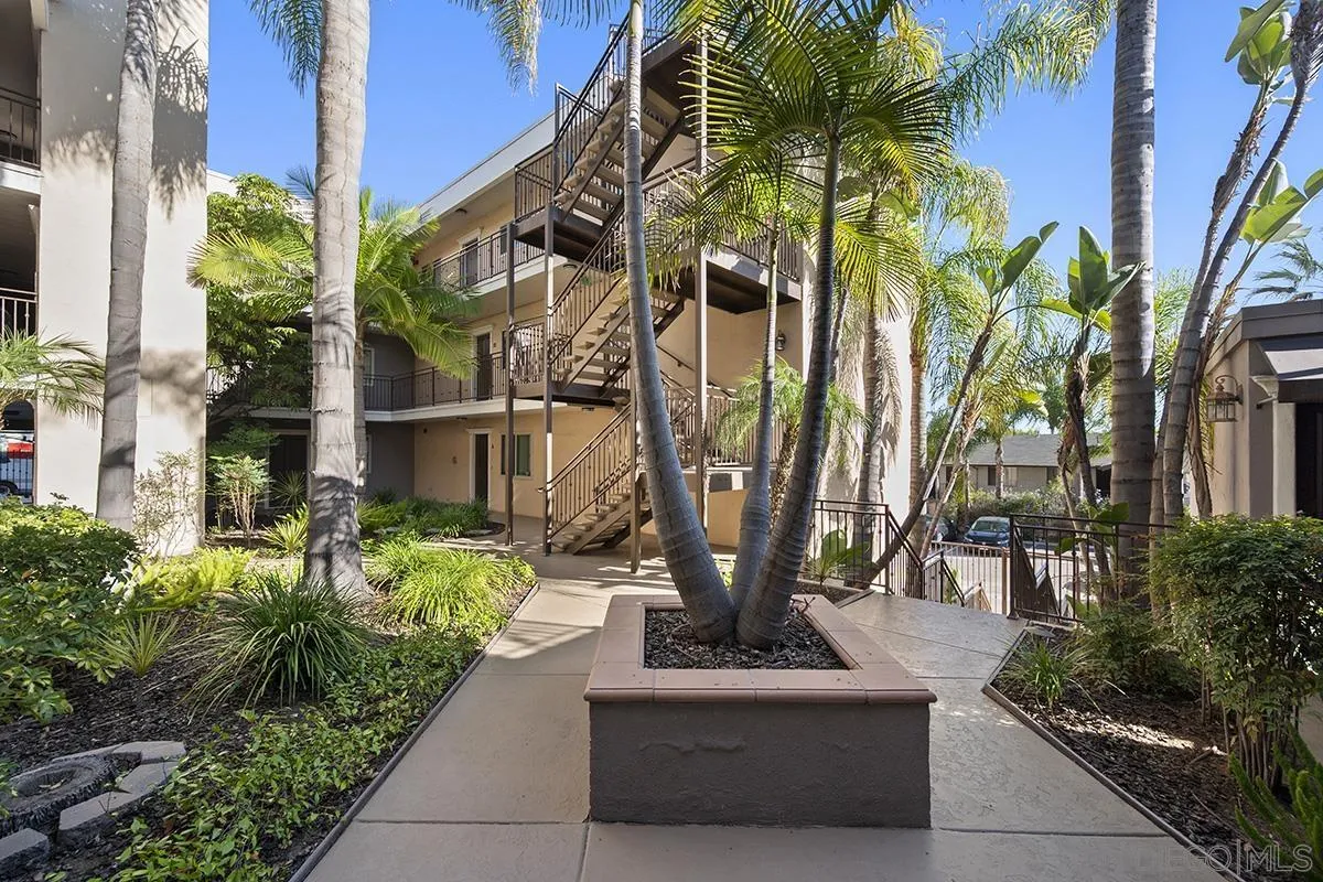 Photo #4: 250040093 Listing 