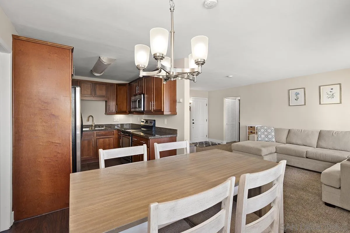 Photo #15: 250040093 Listing: Photo #15