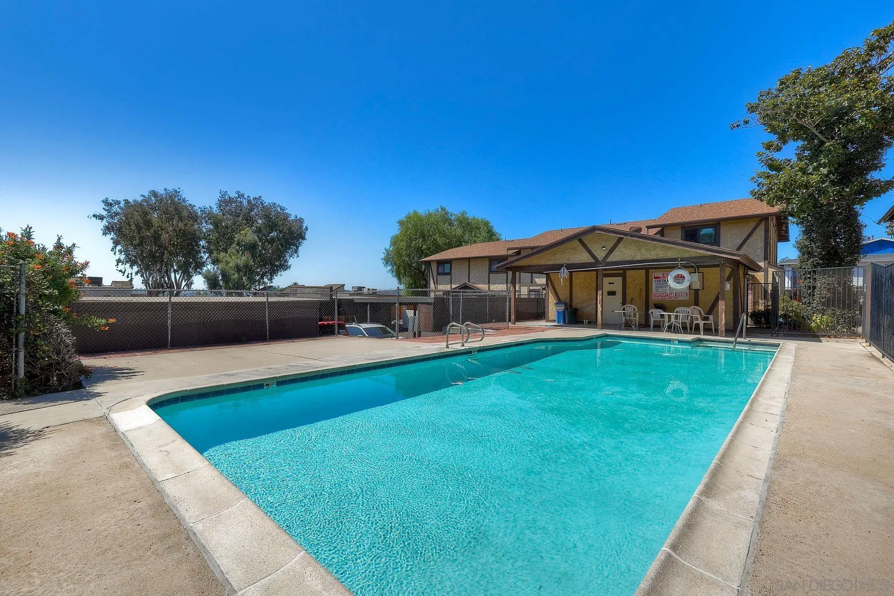 https://cdn.realtyfeed.com/cdn/127/250040096/0af1fd6ac82ce91fd0e3469b98854b92.webp
