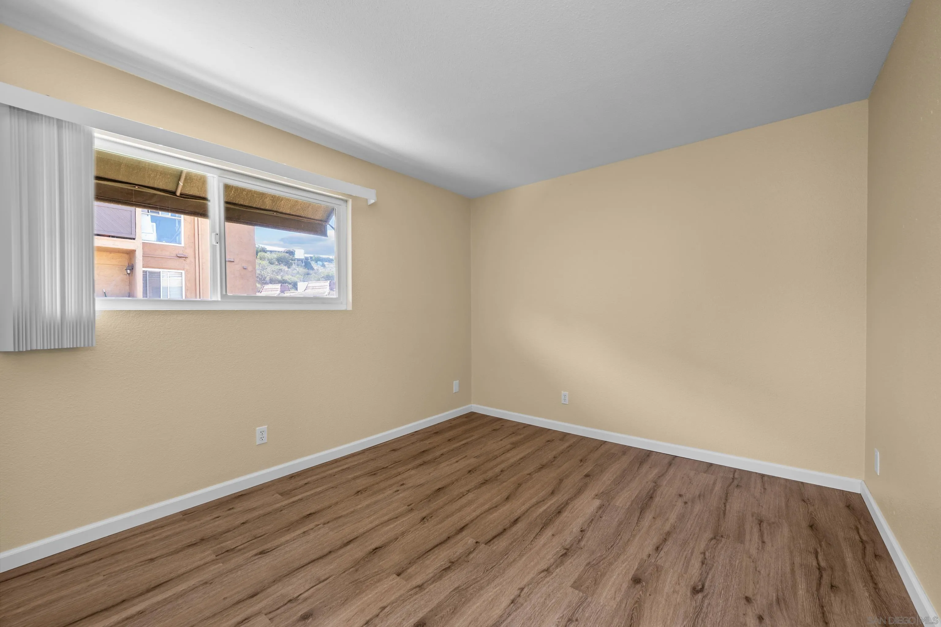 Photo #14: 250040098 Listing: Photo #14