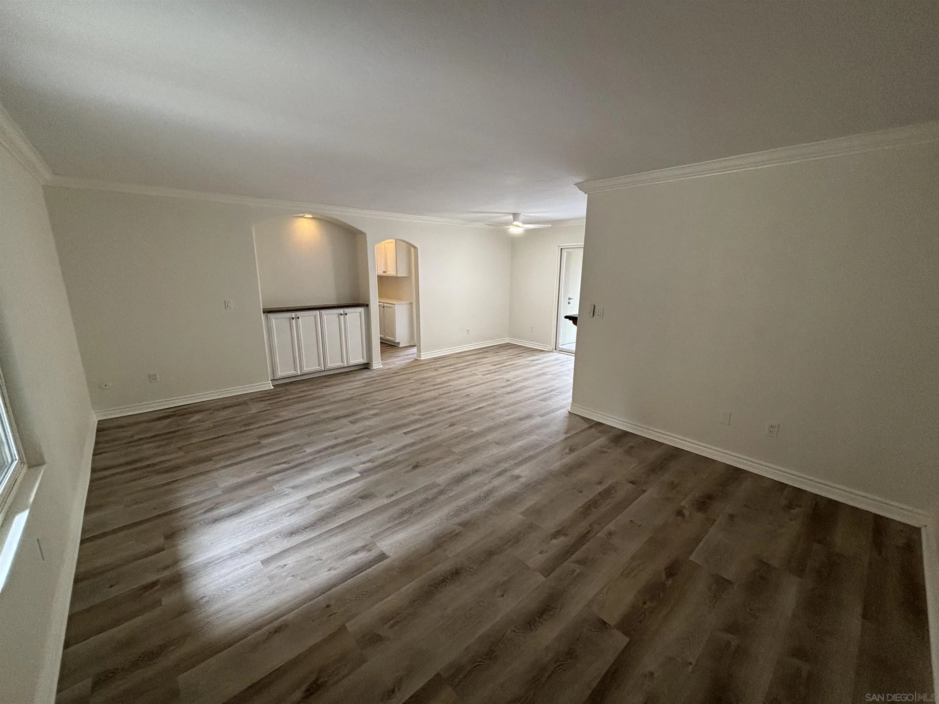 https://cdn.realtyfeed.com/cdn/127/250040101/ba45b511d3e8e2bdd3b888a50c017b29.webp