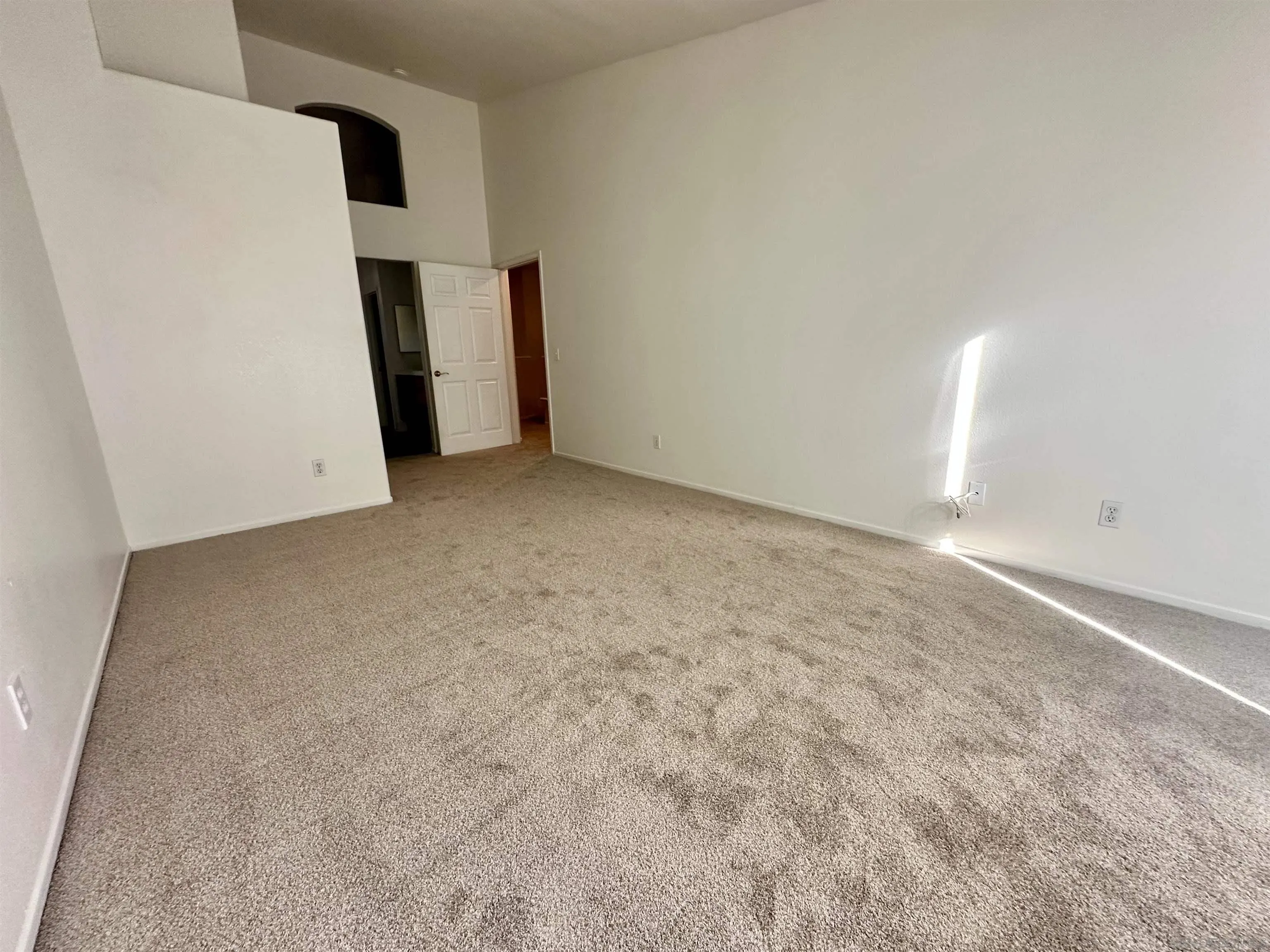 Photo #18: 250040105 Listing: Photo #18