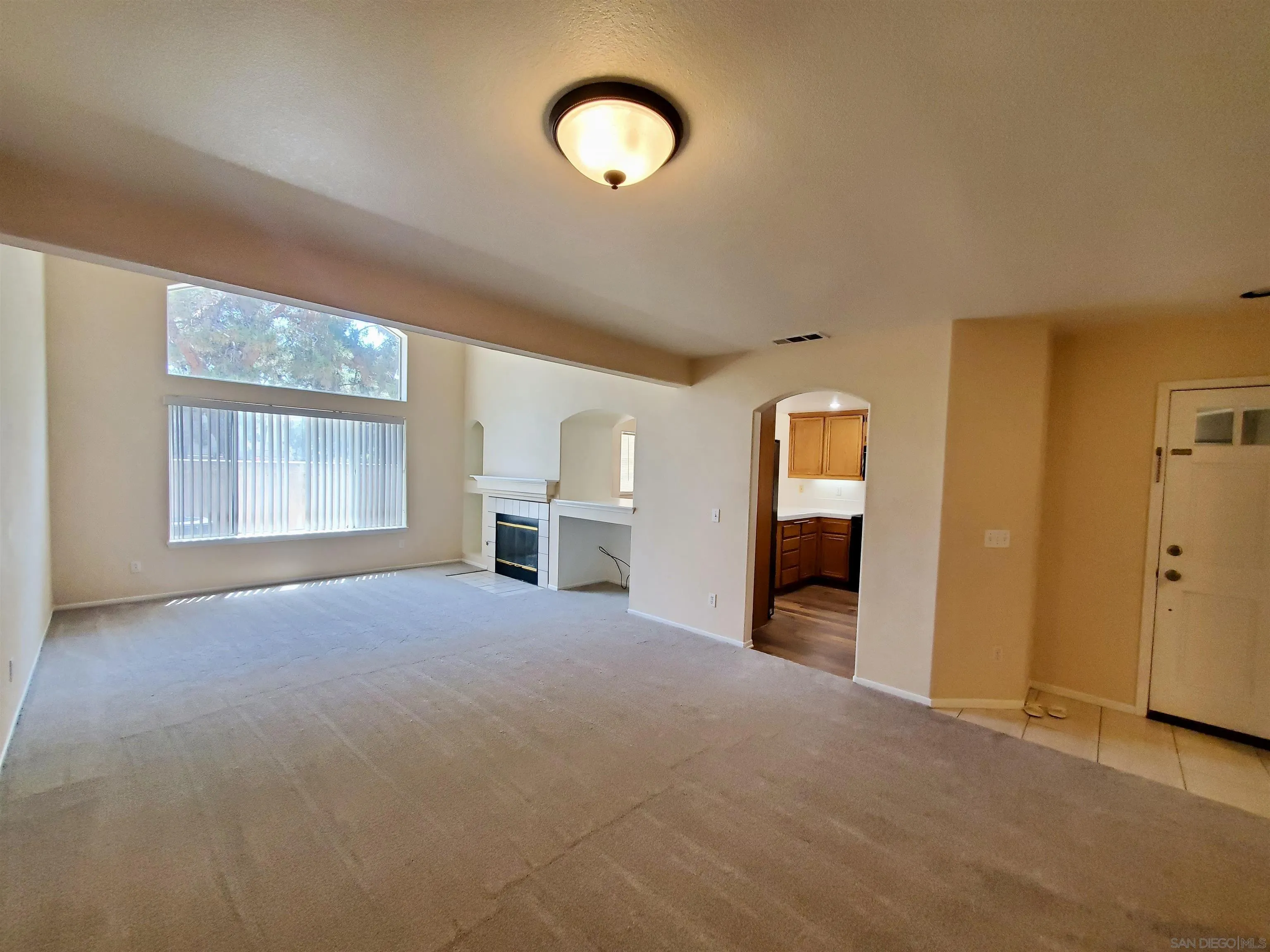 Photo #10: 250040105 Listing: Photo #10